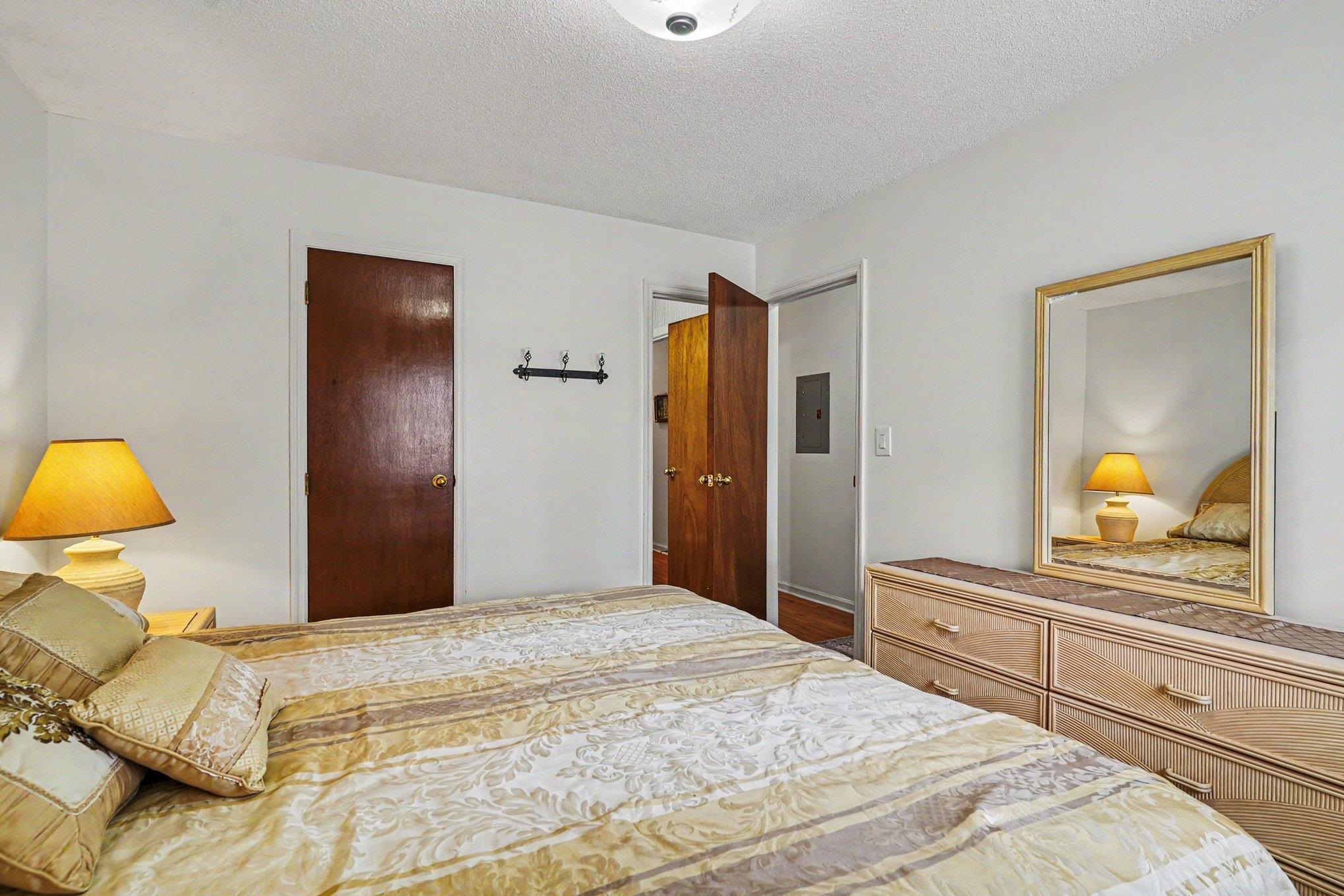 1095 Plantation Dr. W Property Photo 13