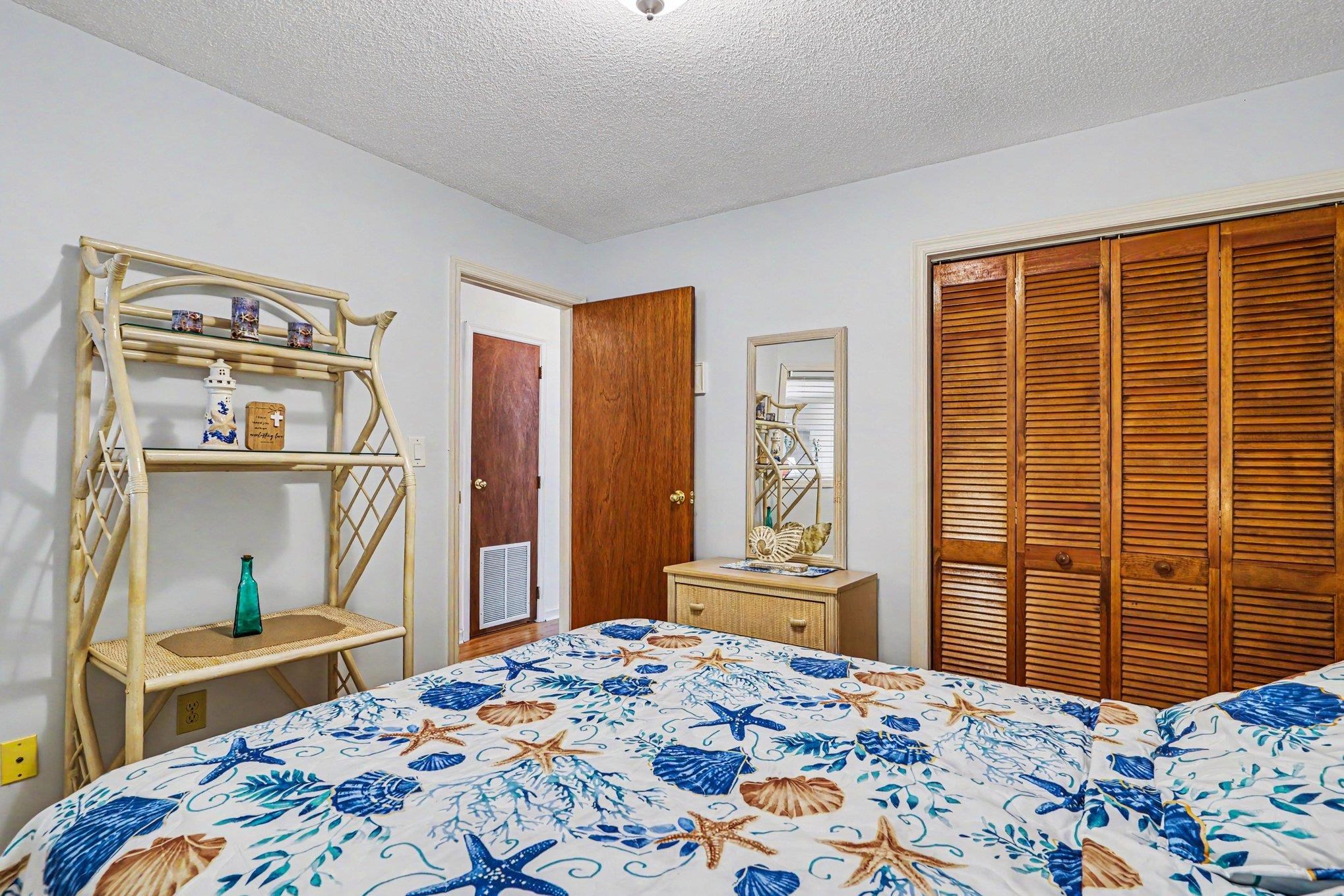 1095 Plantation Dr. W Property Photo 15