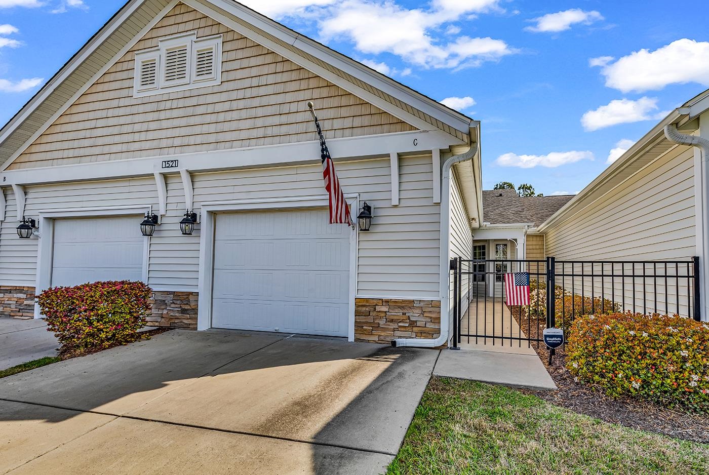 1521 Palmina Loop Property Photo 3