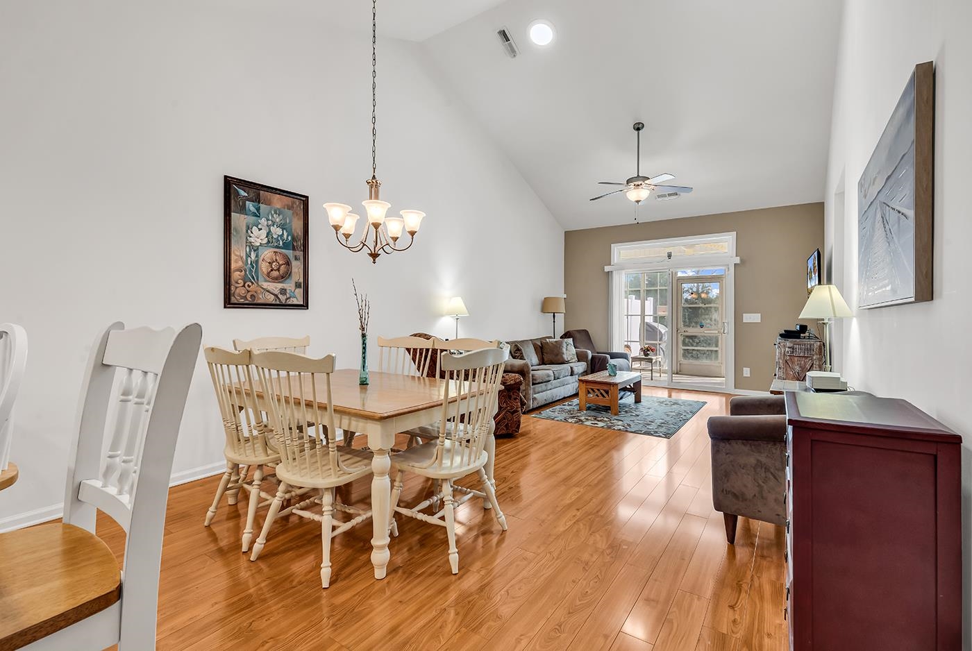 1521 Palmina Loop Property Photo 15