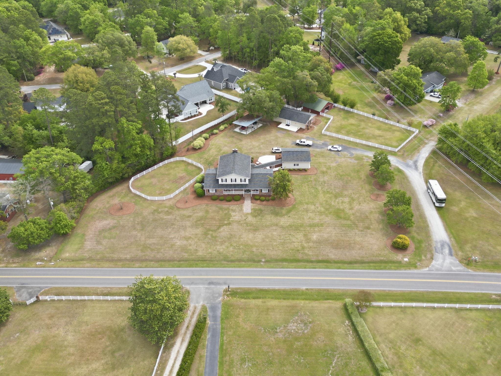 3725 Willow Springs Rd. Property Photo 2
