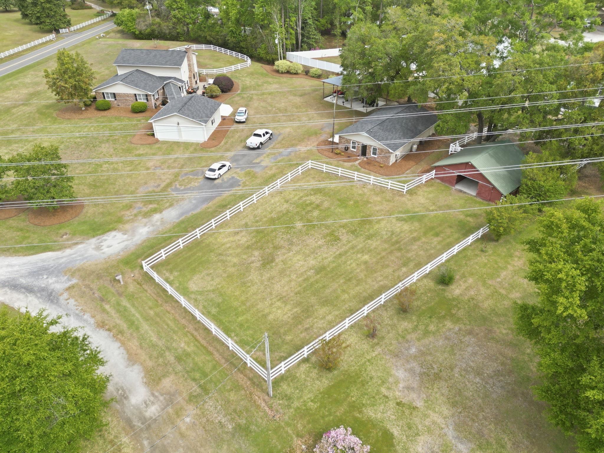 3725 Willow Springs Rd. Property Photo 3