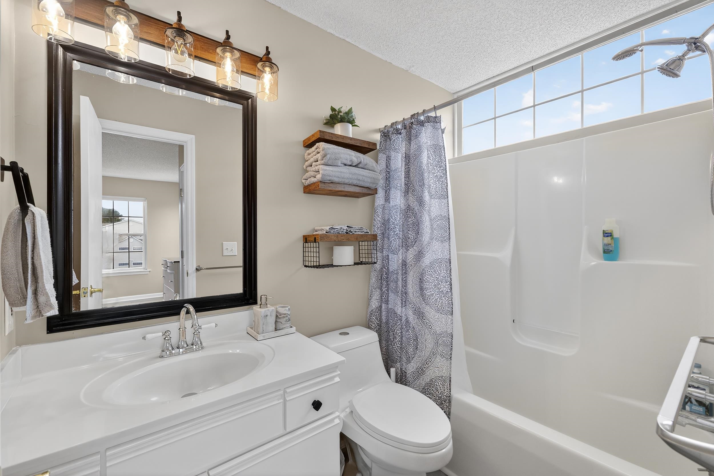 8641 Southbridge Dr. Property Photo 41