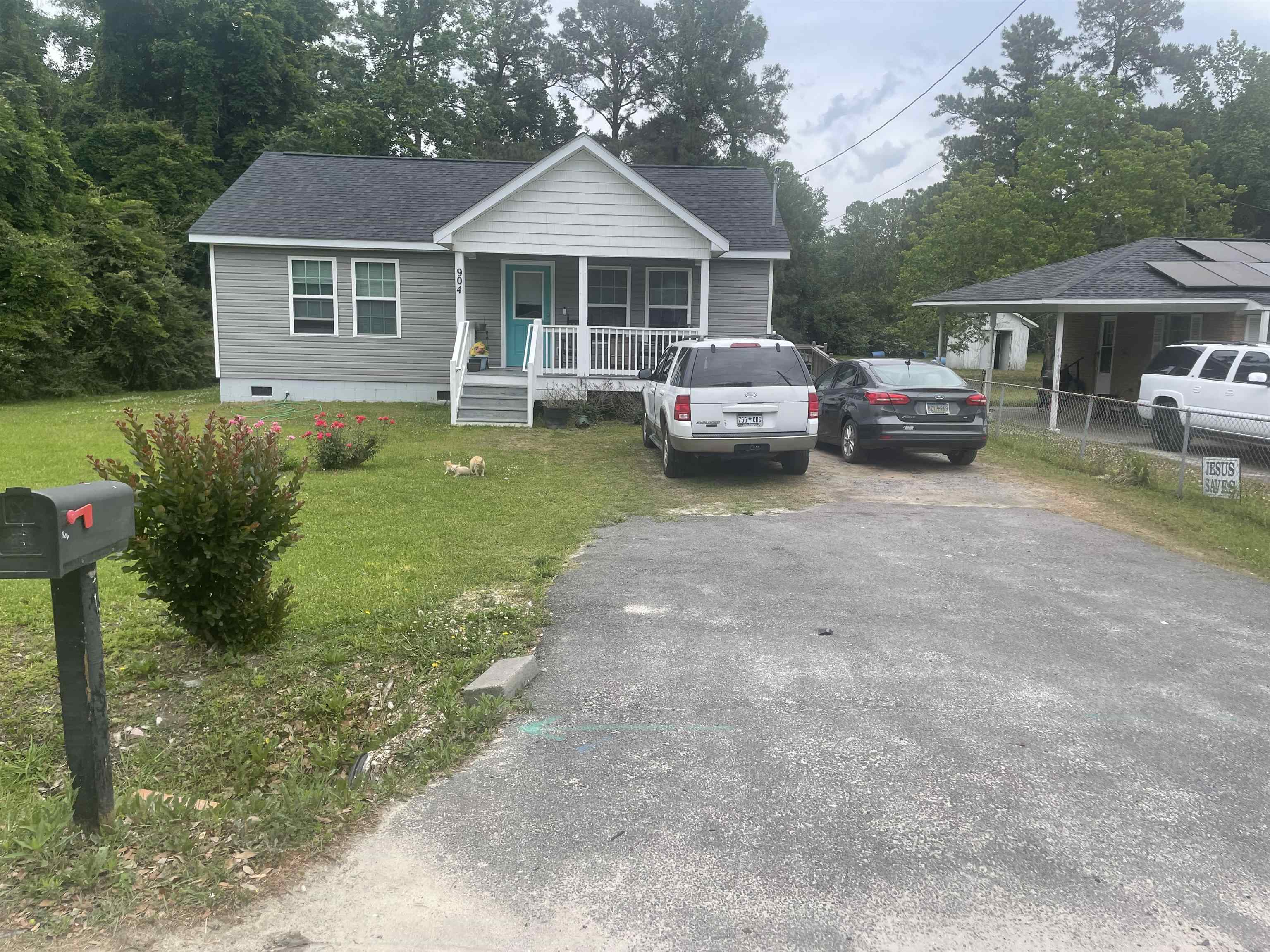 904 W Hemlock St. Property Photo 1