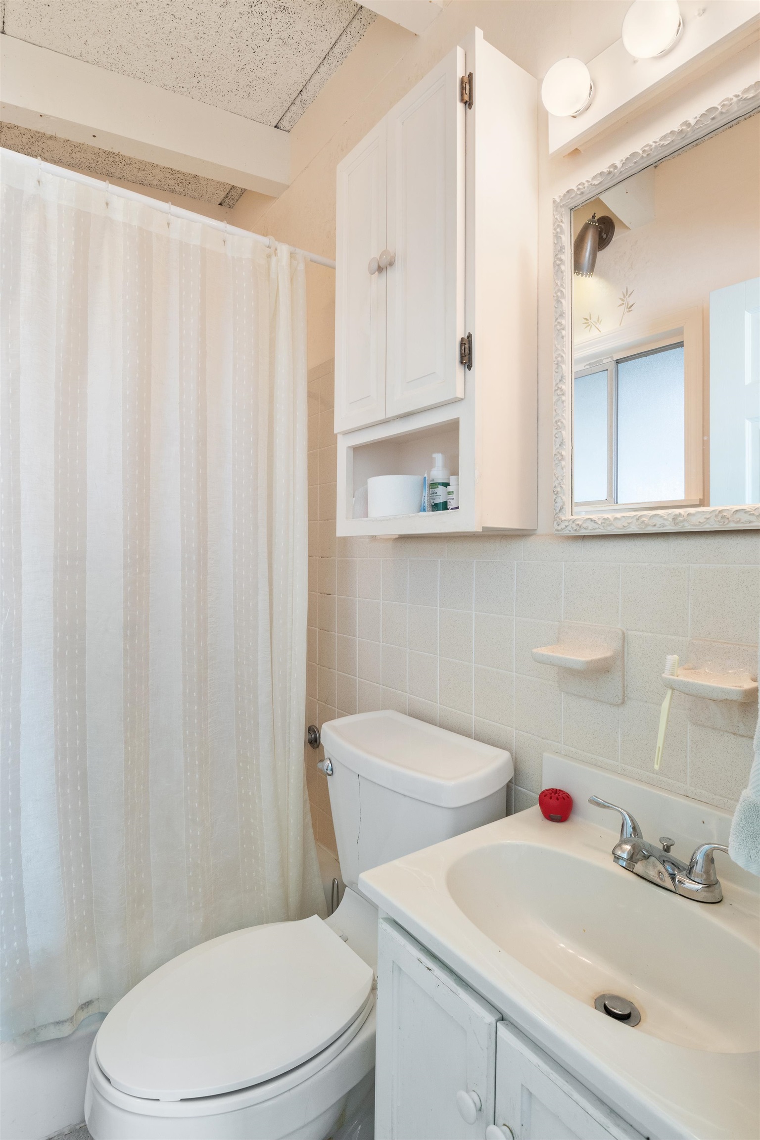 1000 Strand Ave. Property Photo 33