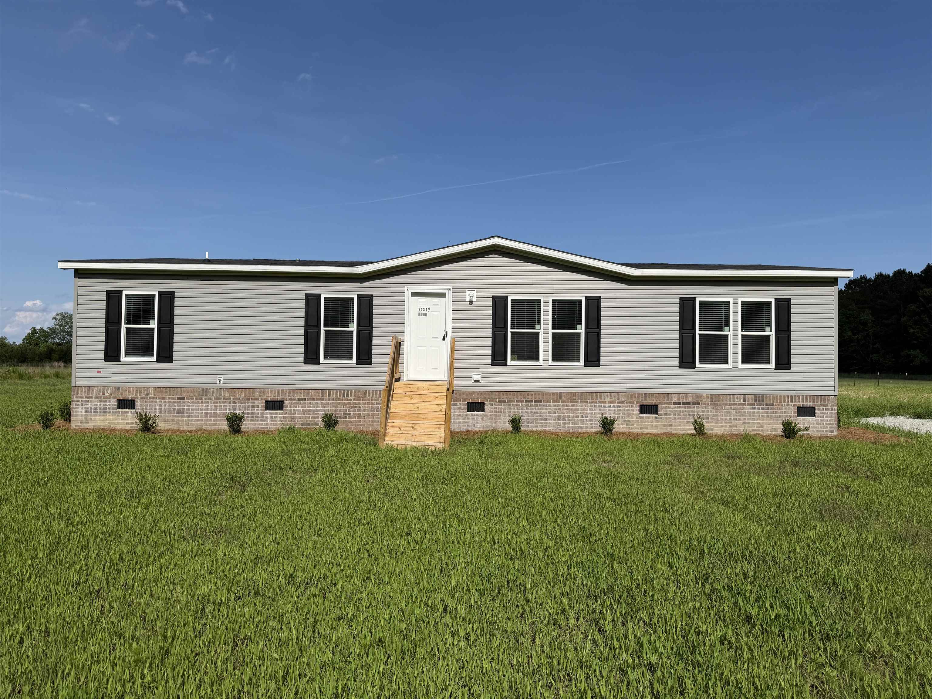 7031 Norton Rd. Property Photo 1