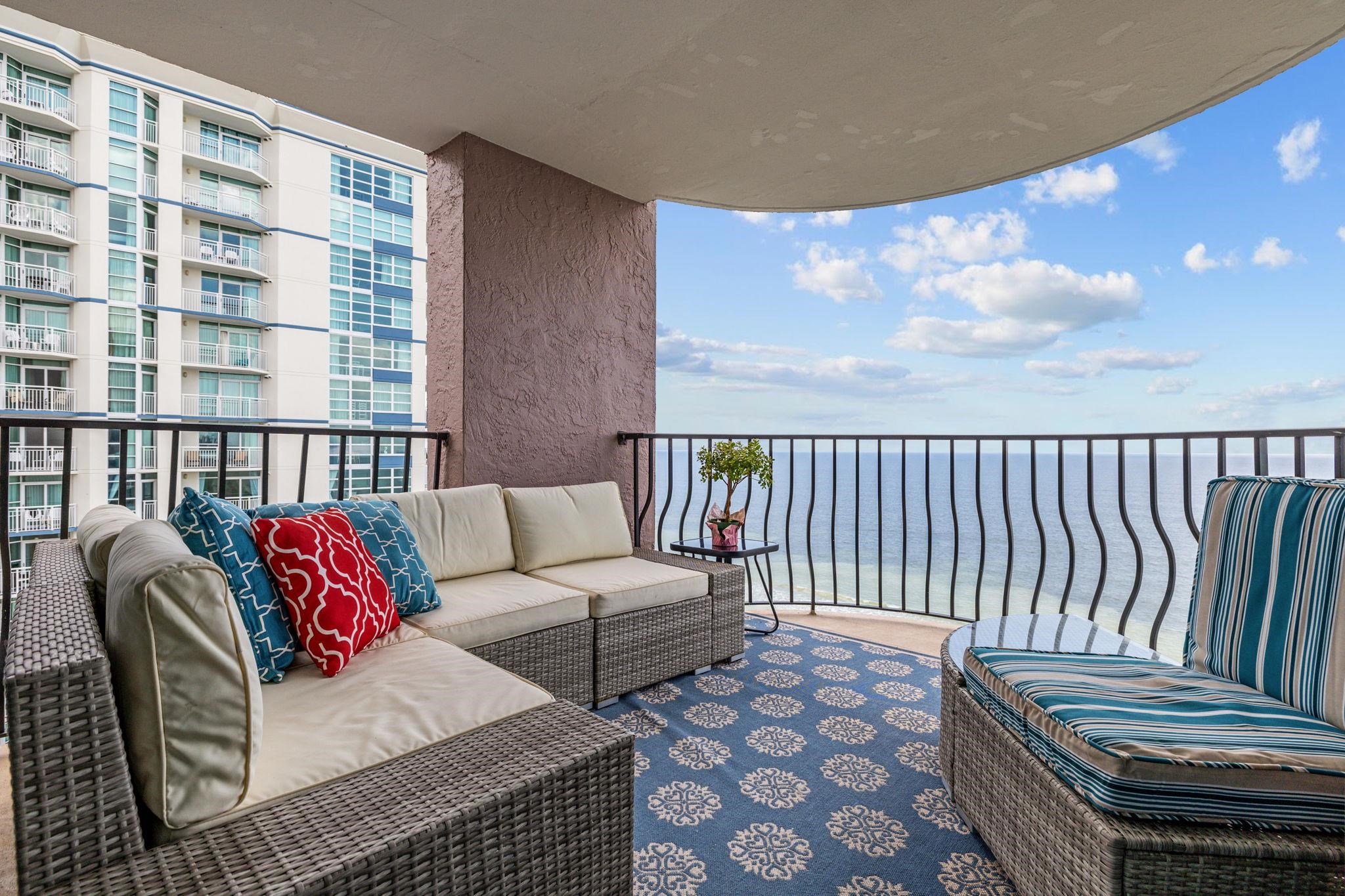 2500 N Ocean Blvd. Property Photo 8