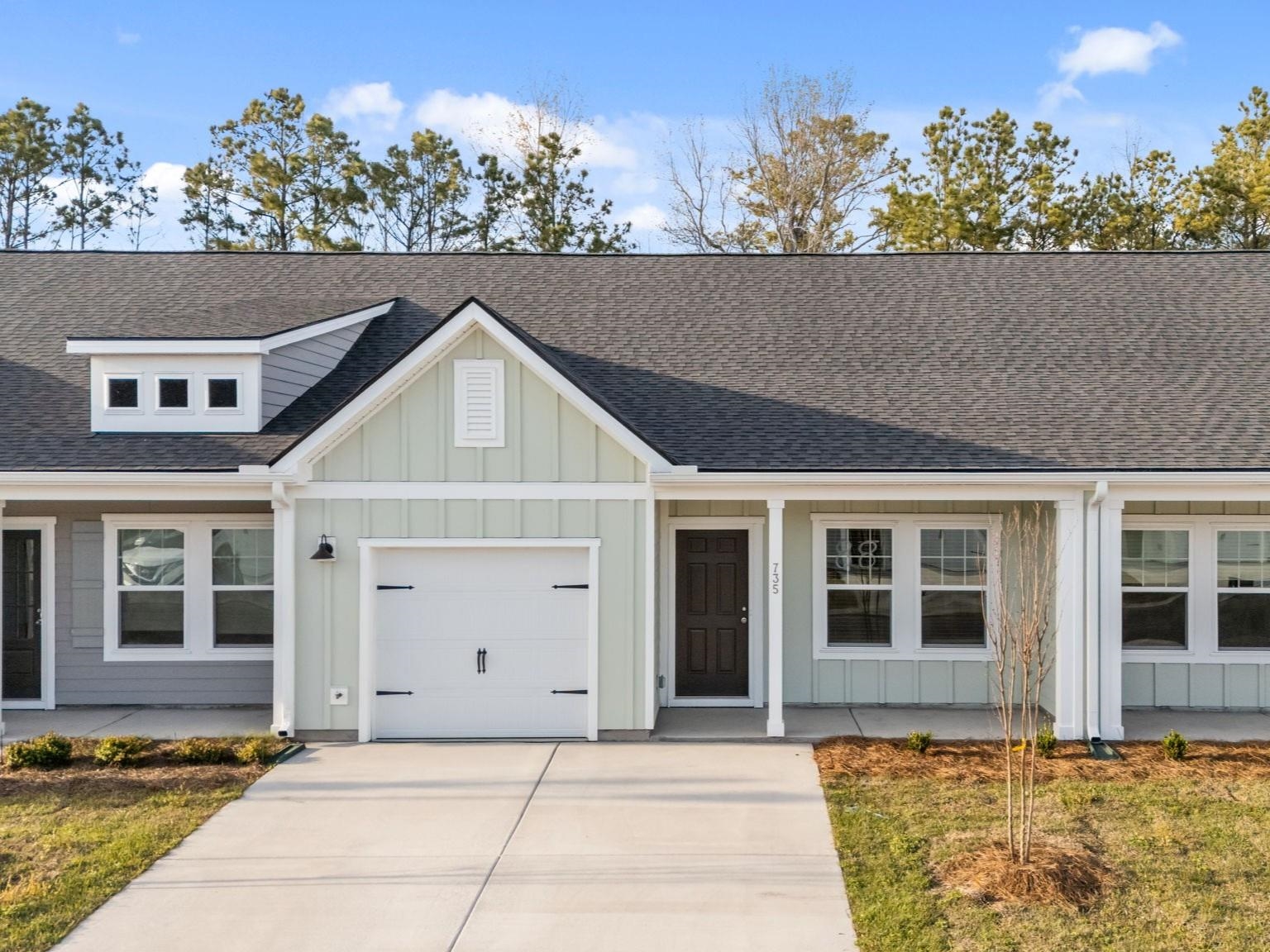 715 Ebb Tide Rd. Property Photo 1
