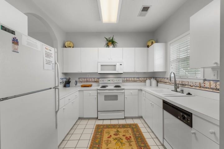 5751 Oyster Catcher Dr. Property Photo 4