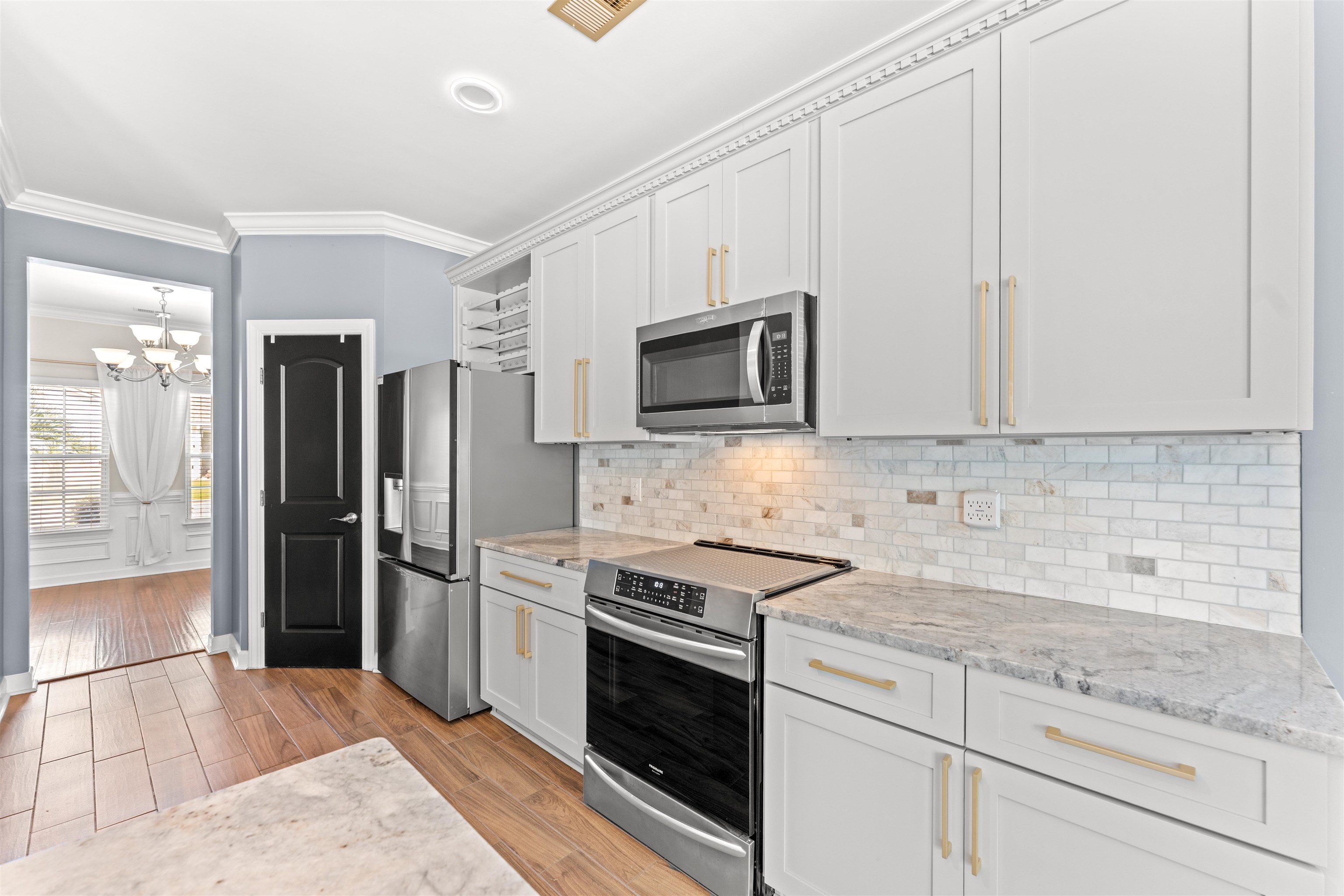 4301 Marshwood Dr. Property Photo 10