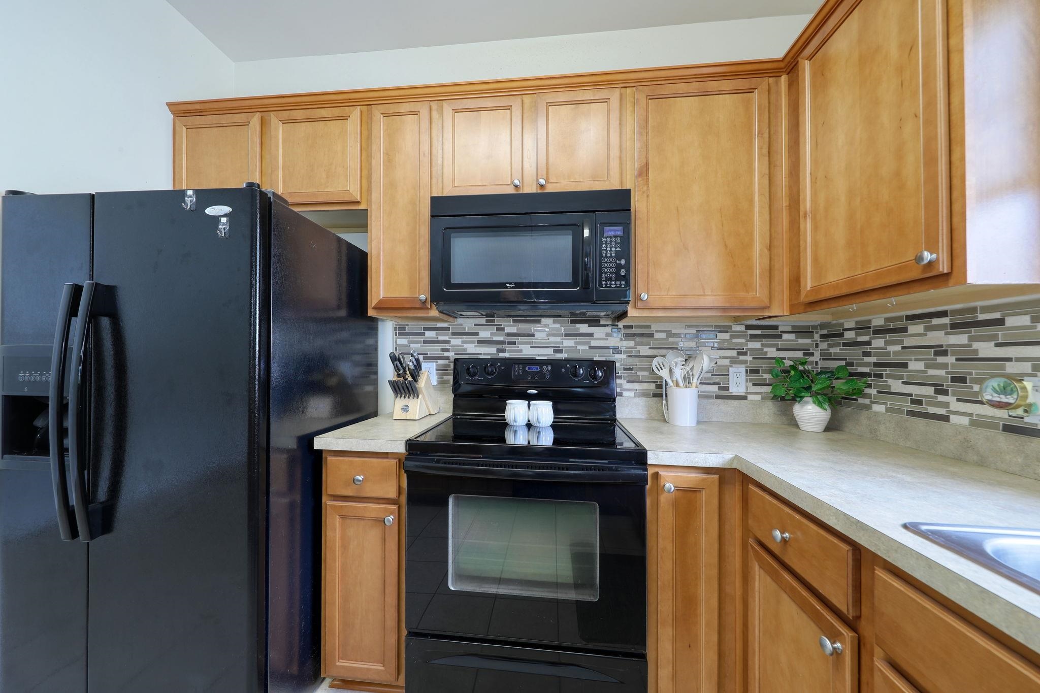 6253 Catalina Dr. Property Photo 4