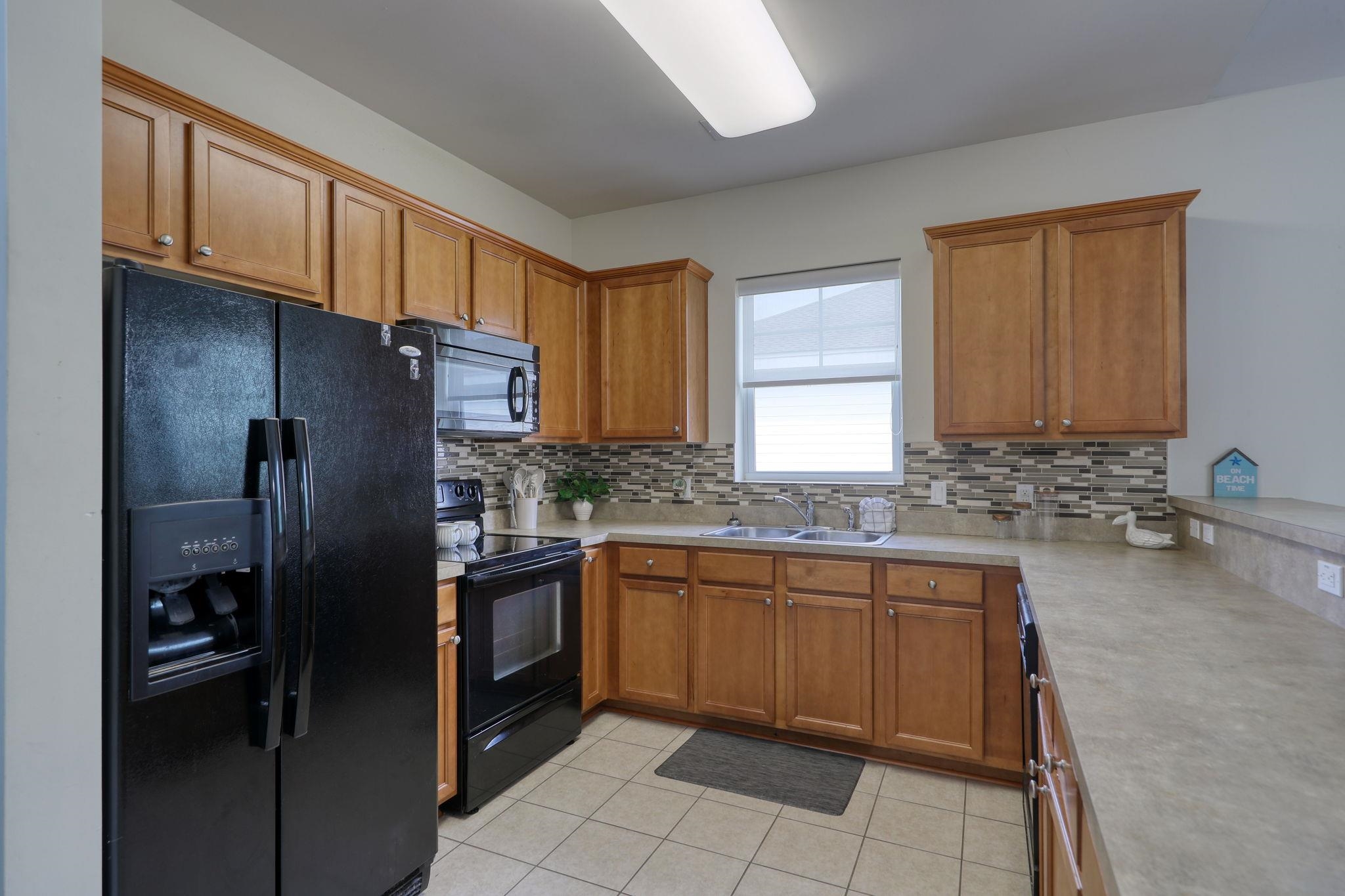 6253 Catalina Dr. Property Photo 6
