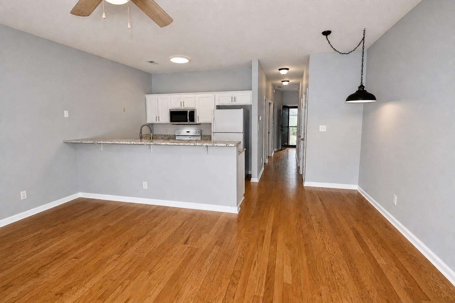 4840 Moss Creek Loop Property Photo 9
