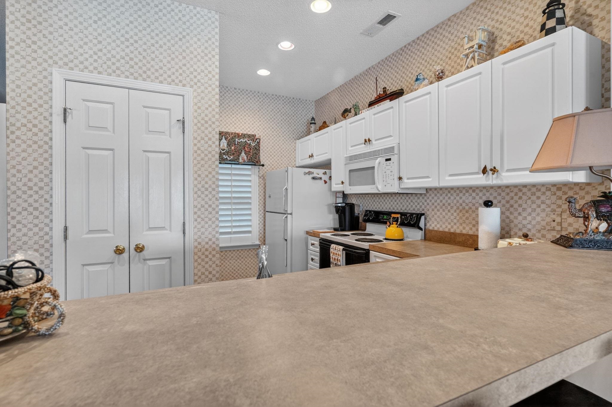 4609 Lightkeepers Way Property Photo 11
