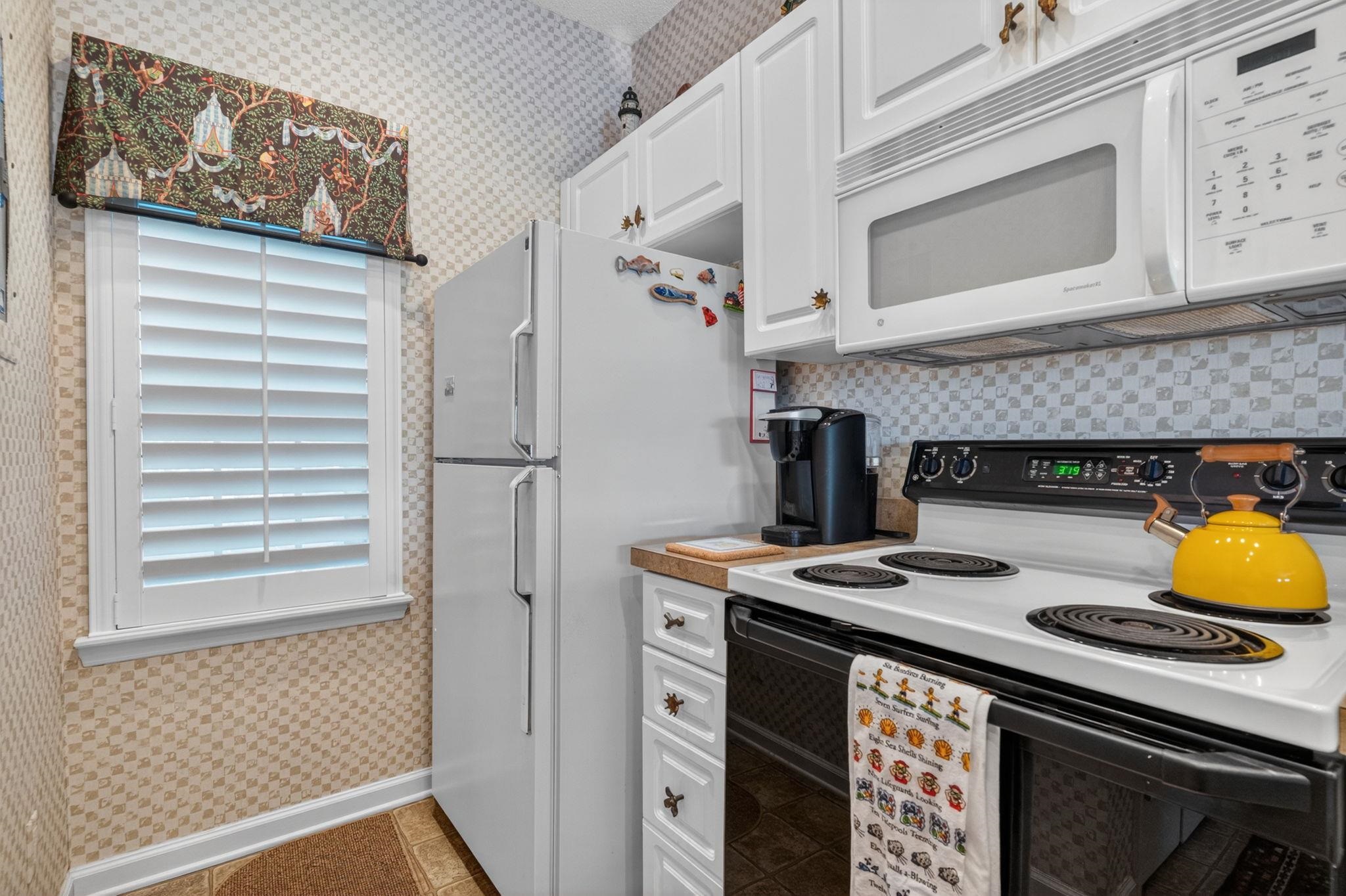 4609 Lightkeepers Way Property Photo 15