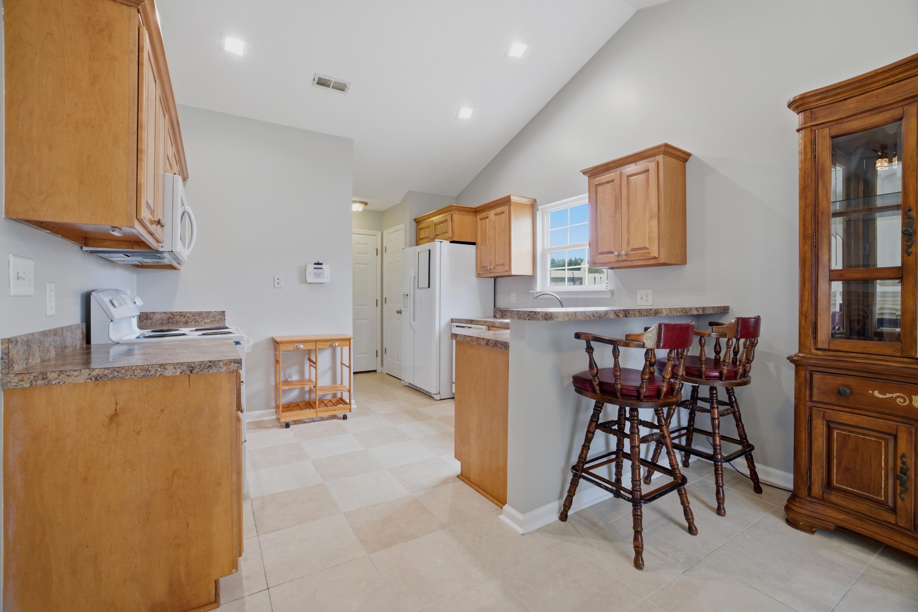 2707 Woodcreek Ln. Property Photo 11