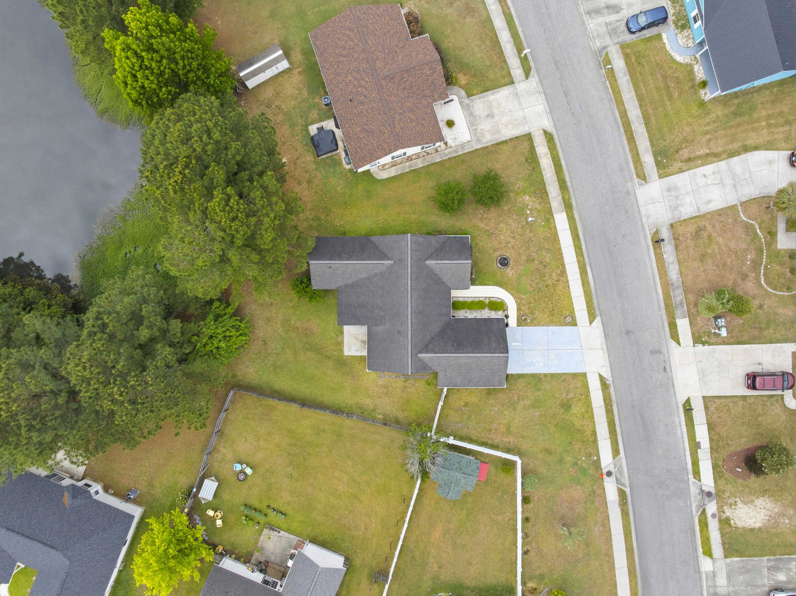 2707 Woodcreek Ln. Property Photo 39