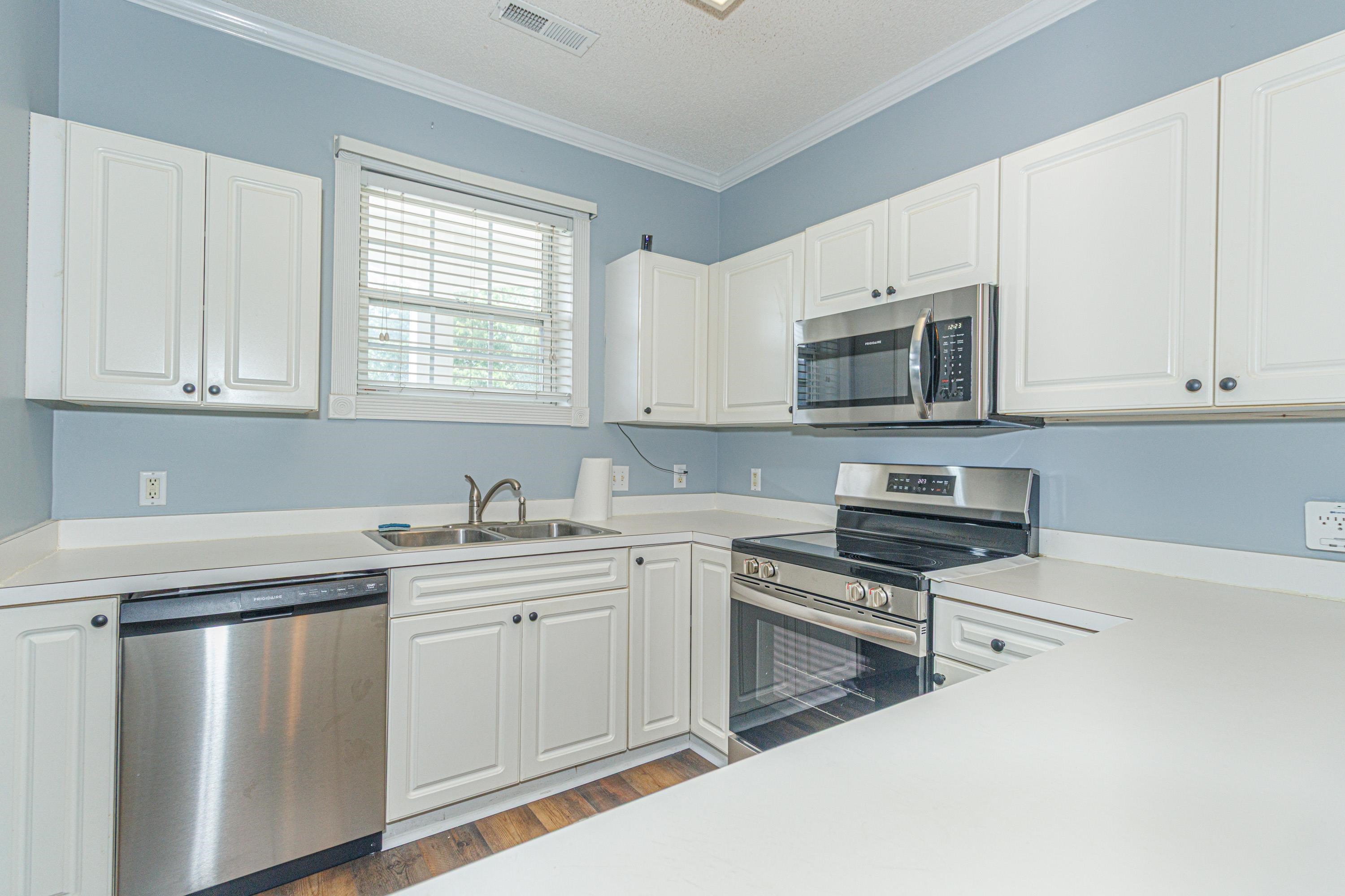 4627 Wild Iris Dr. Property Photo 10