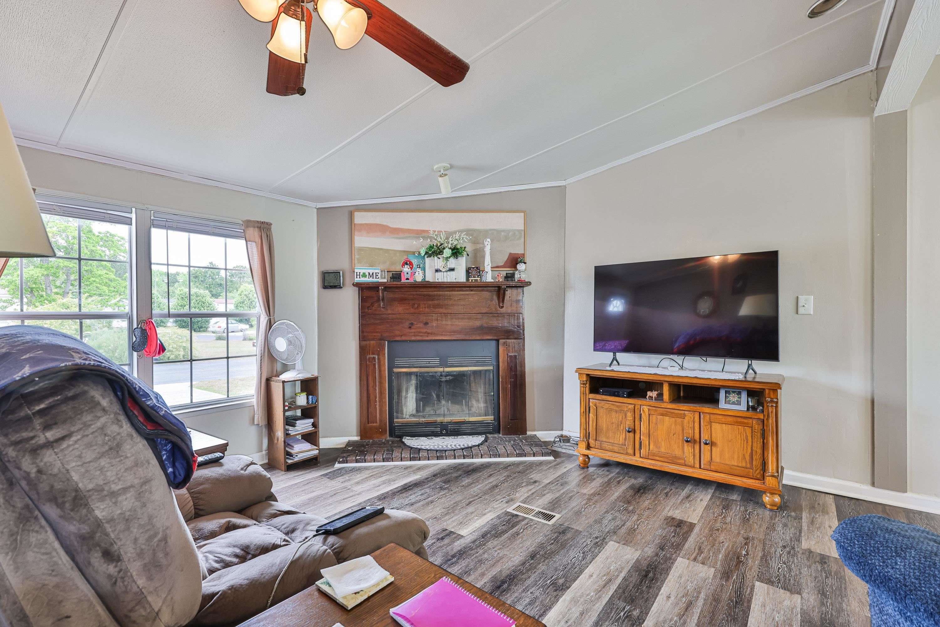 9406 Greenwing Dr. Property Photo 4