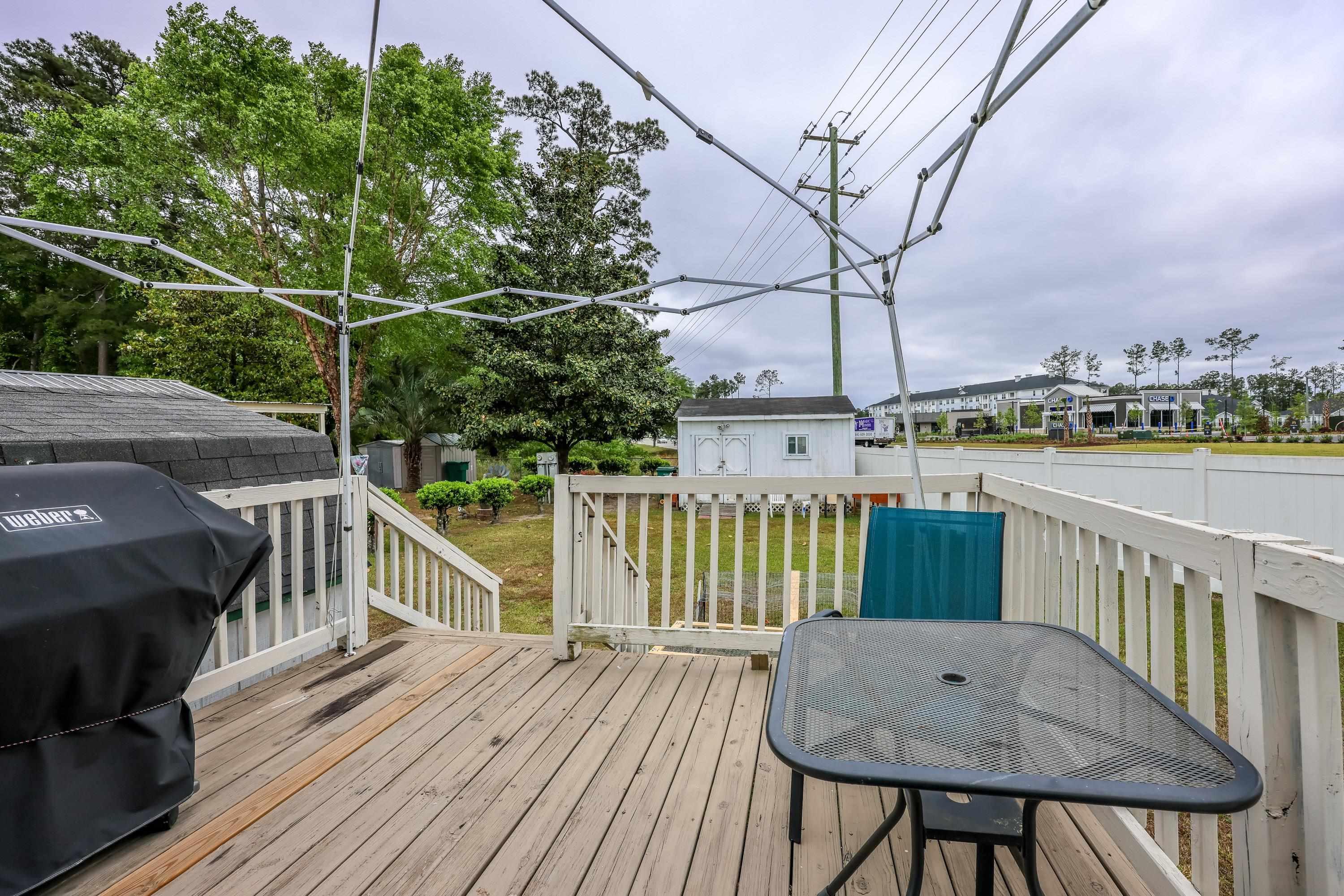 9406 Greenwing Dr. Property Photo 17