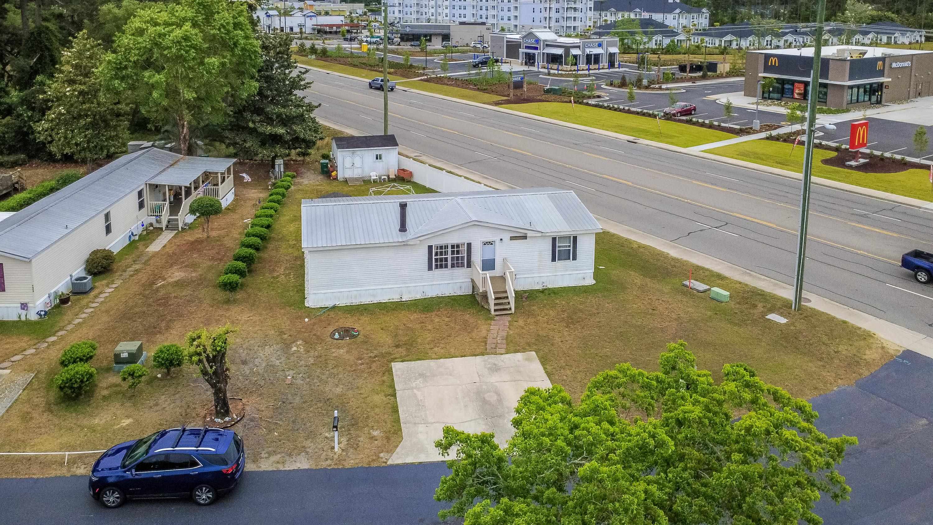 9406 Greenwing Dr. Property Photo 23