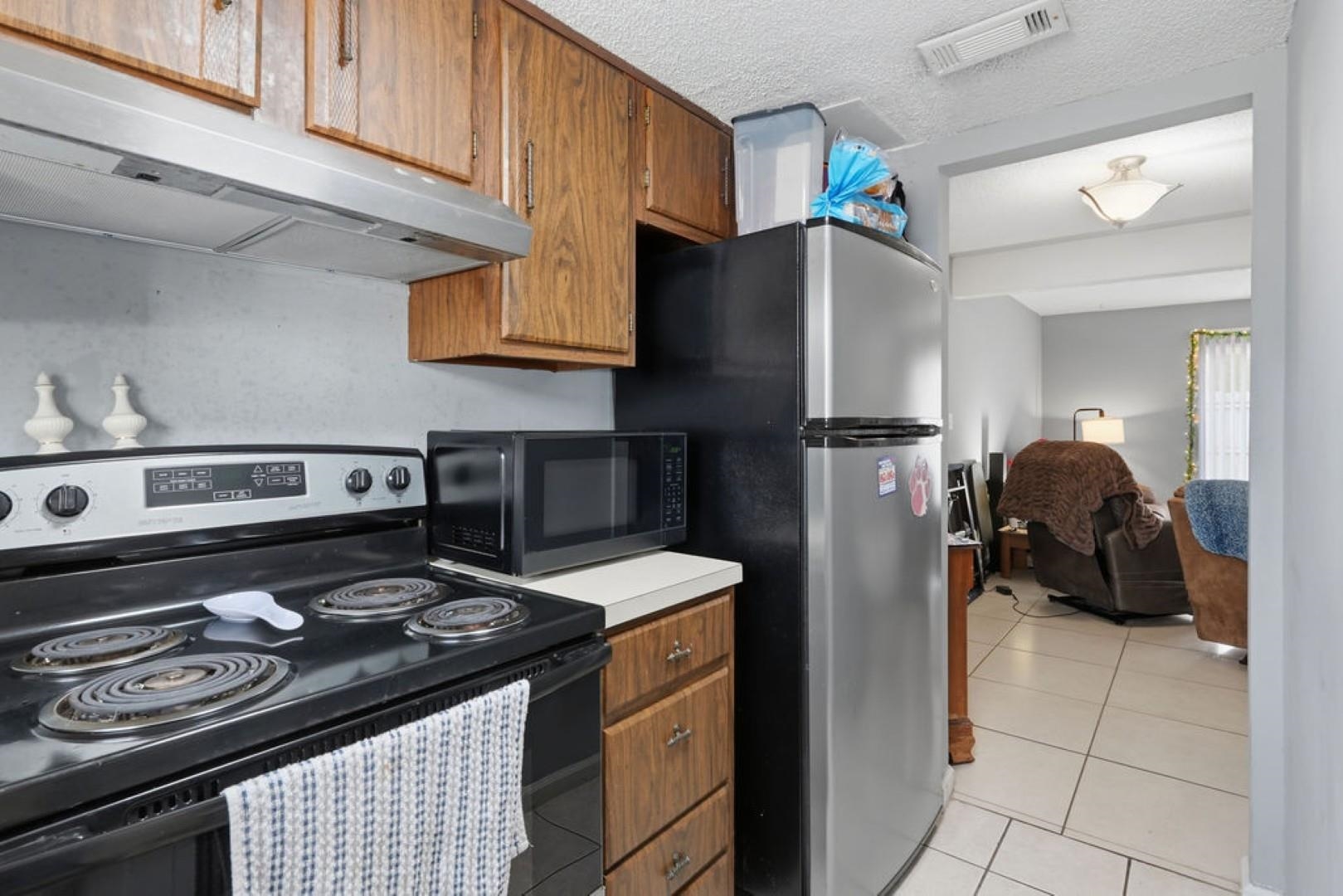 1025 Carolina Rd. Property Photo 5