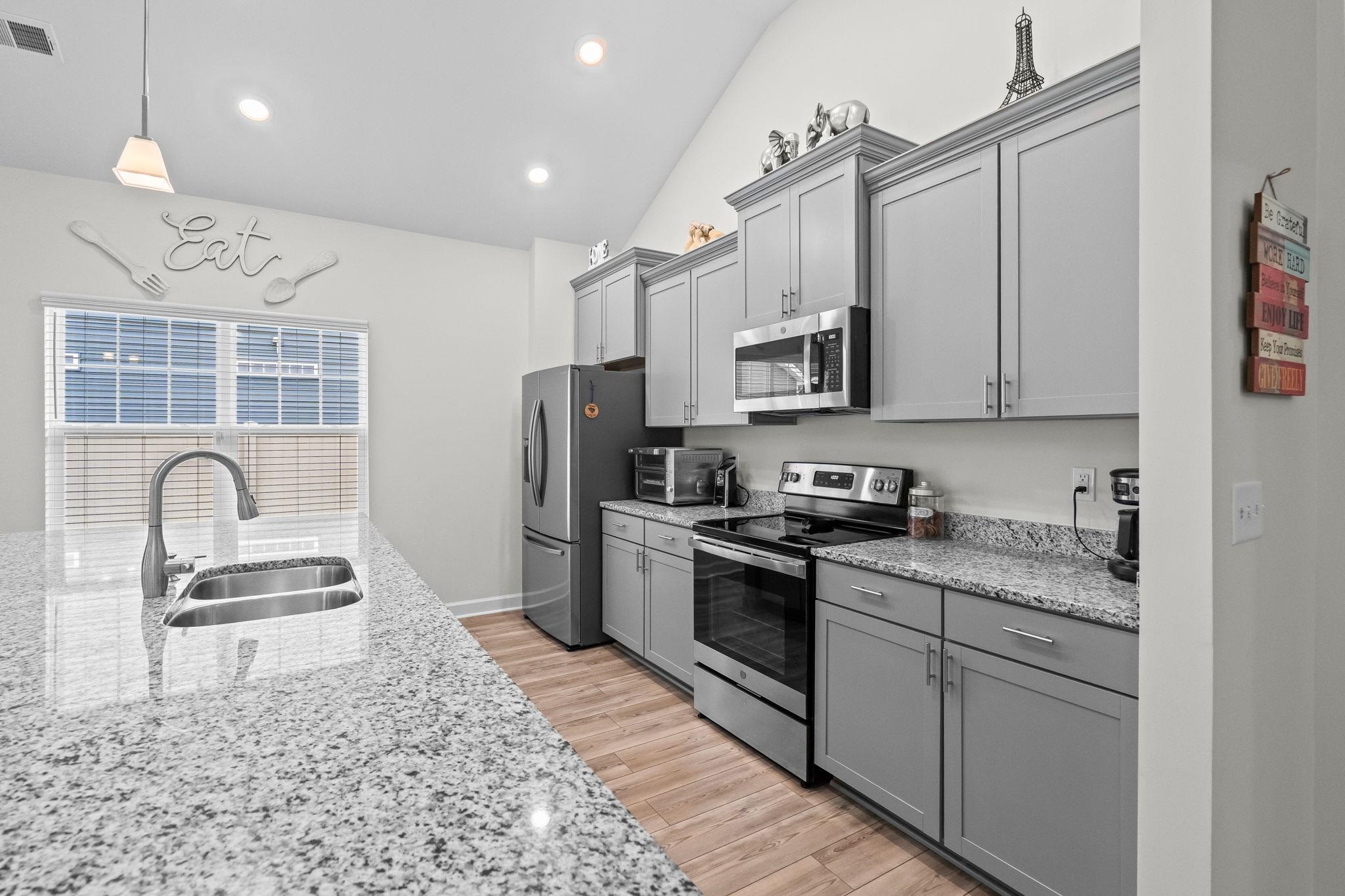 3051 Viceroy Loop Property Photo 13