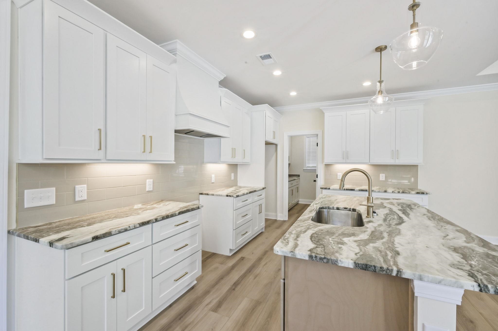 2546 Moores Mill Rd. Property Photo 14