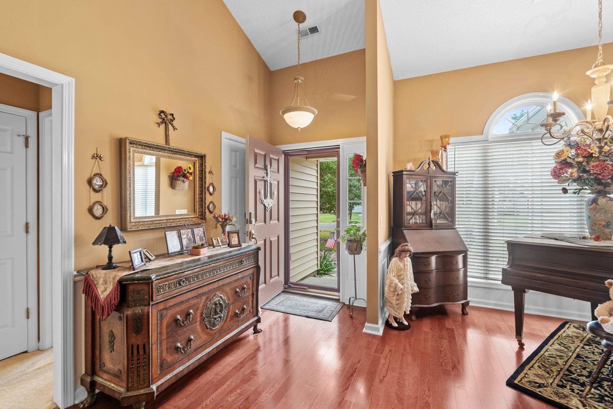420 Westham Dr. Property Photo 14