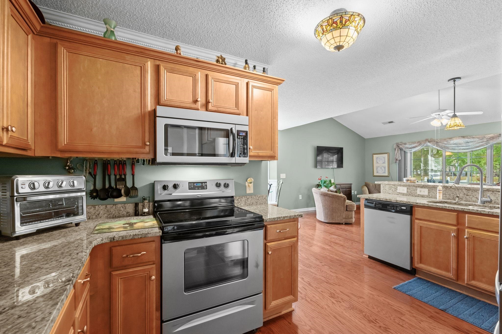 420 Westham Dr. Property Photo 29