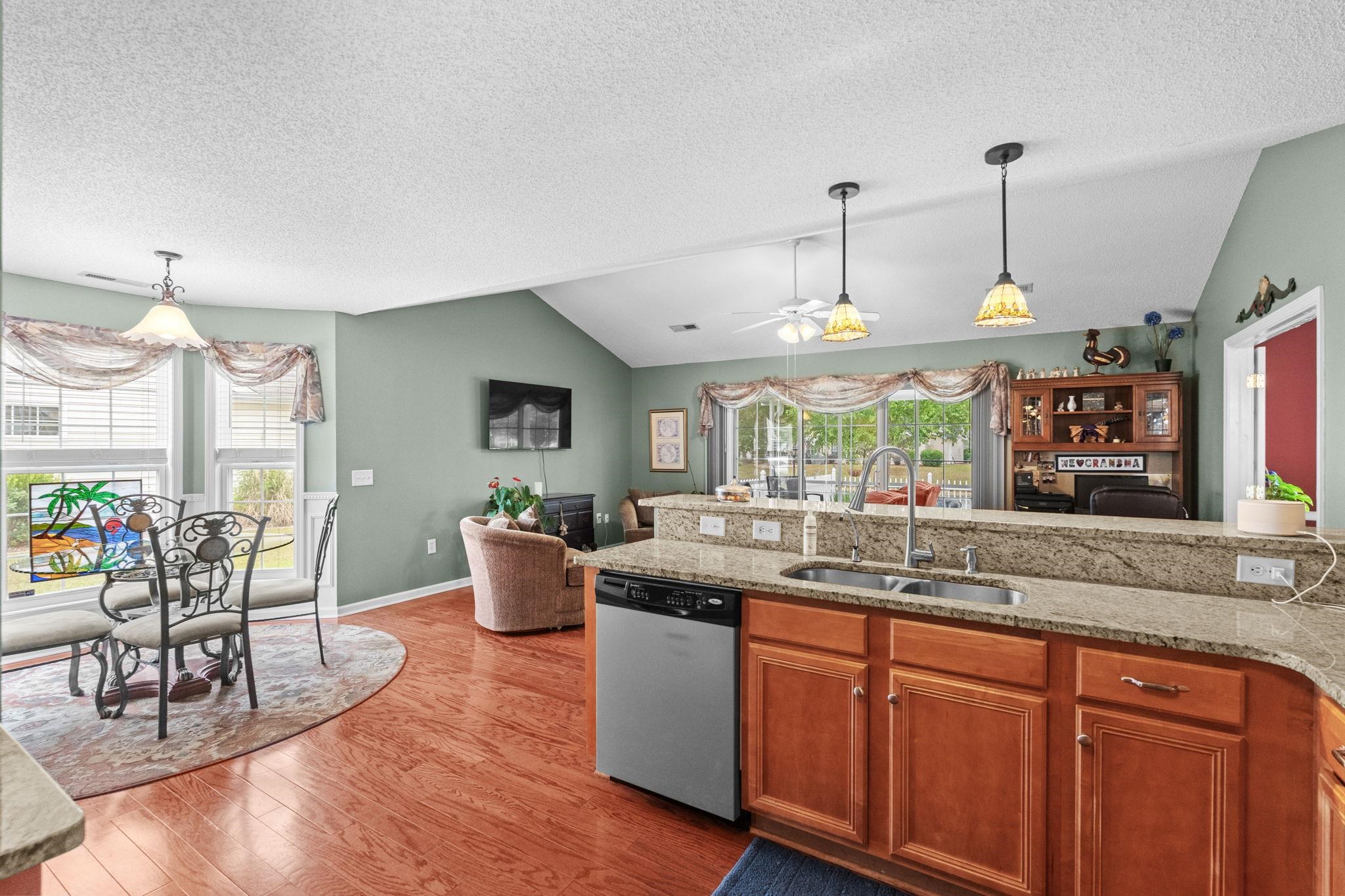 420 Westham Dr. Property Photo 30
