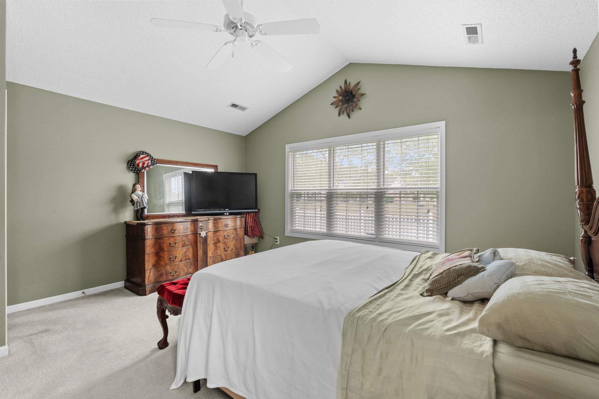 420 Westham Dr. Property Photo 44