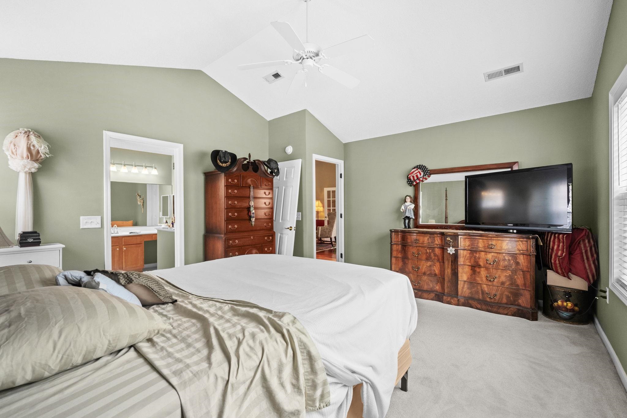 420 Westham Dr. Property Photo 46