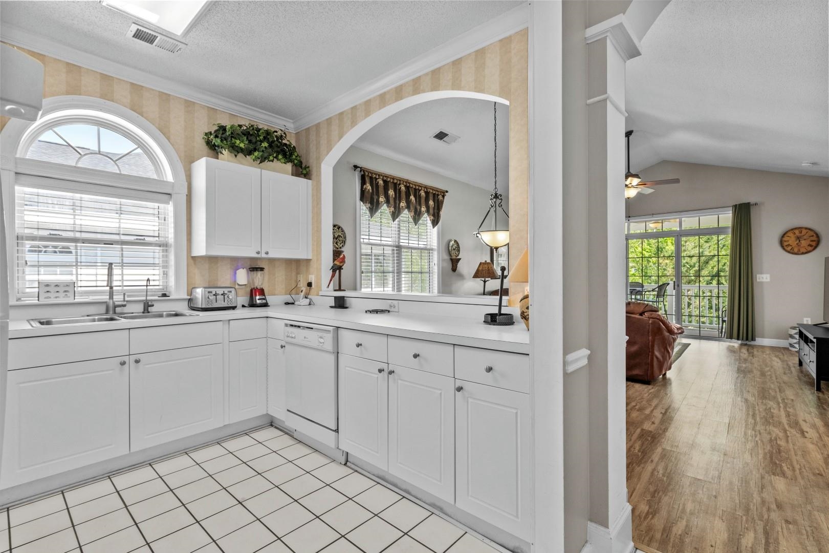 5751 Oyster Catcher Dr. Property Photo 13