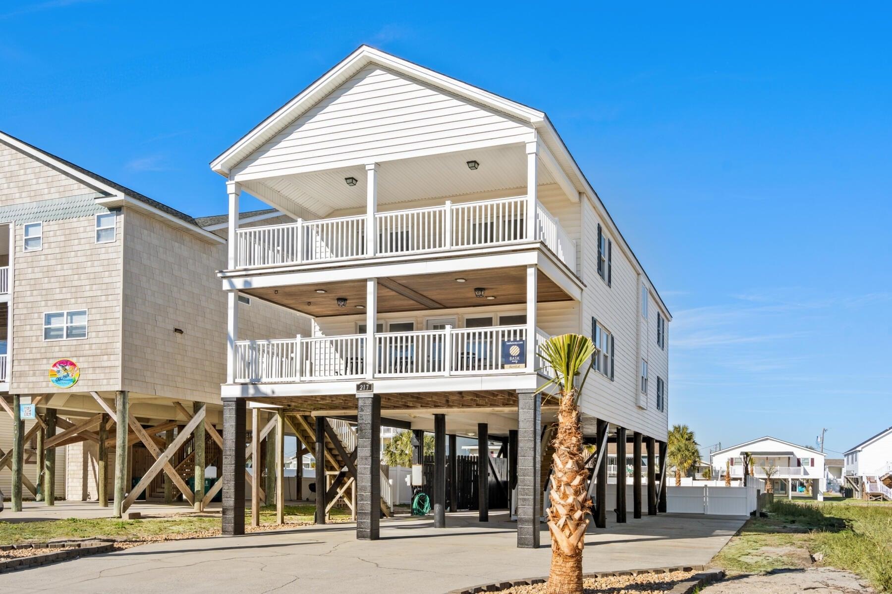 217 S Waccamaw Ave. Property Photo 1