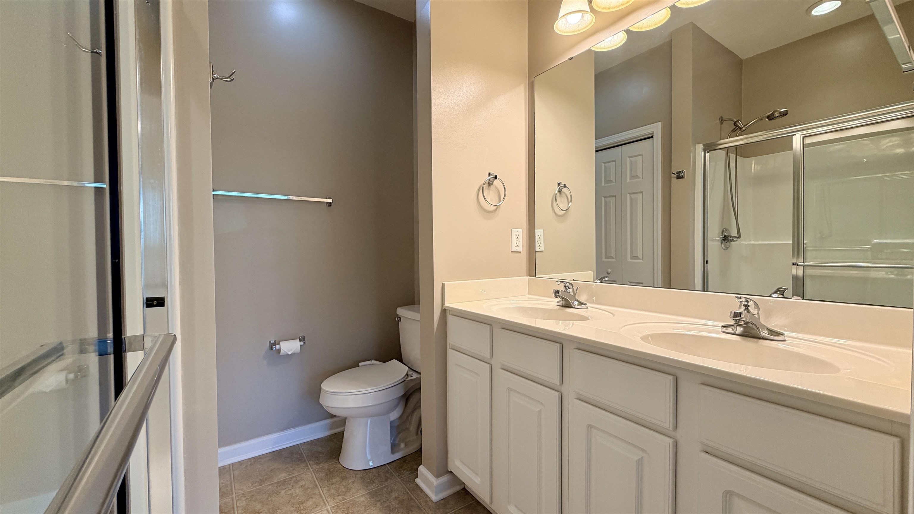 4104 Pinehurst Circle Property Photo 14