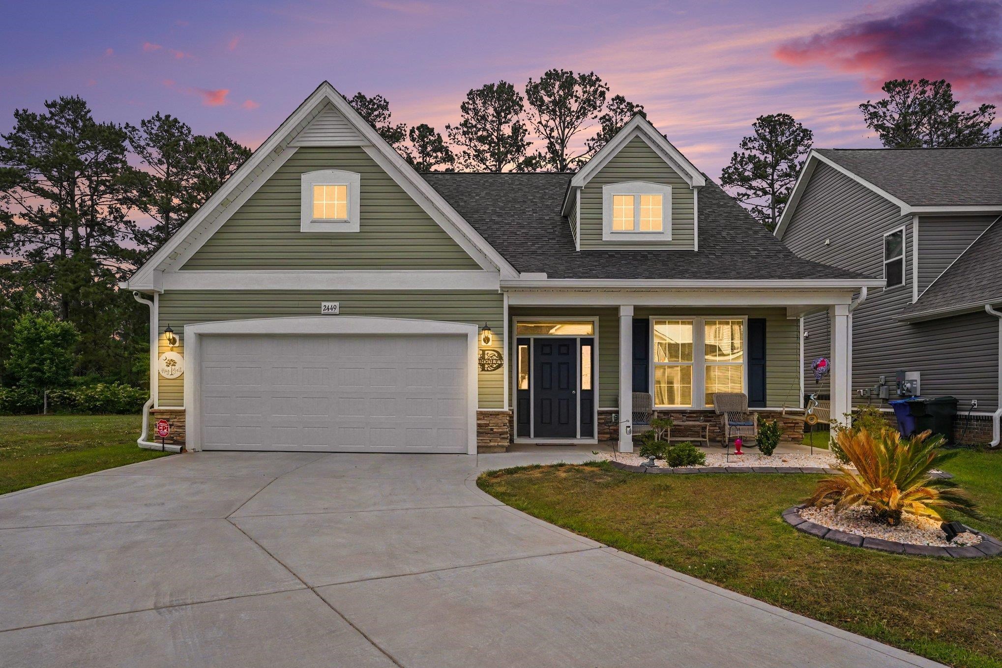 2449 Campton Loop Property Photo 2