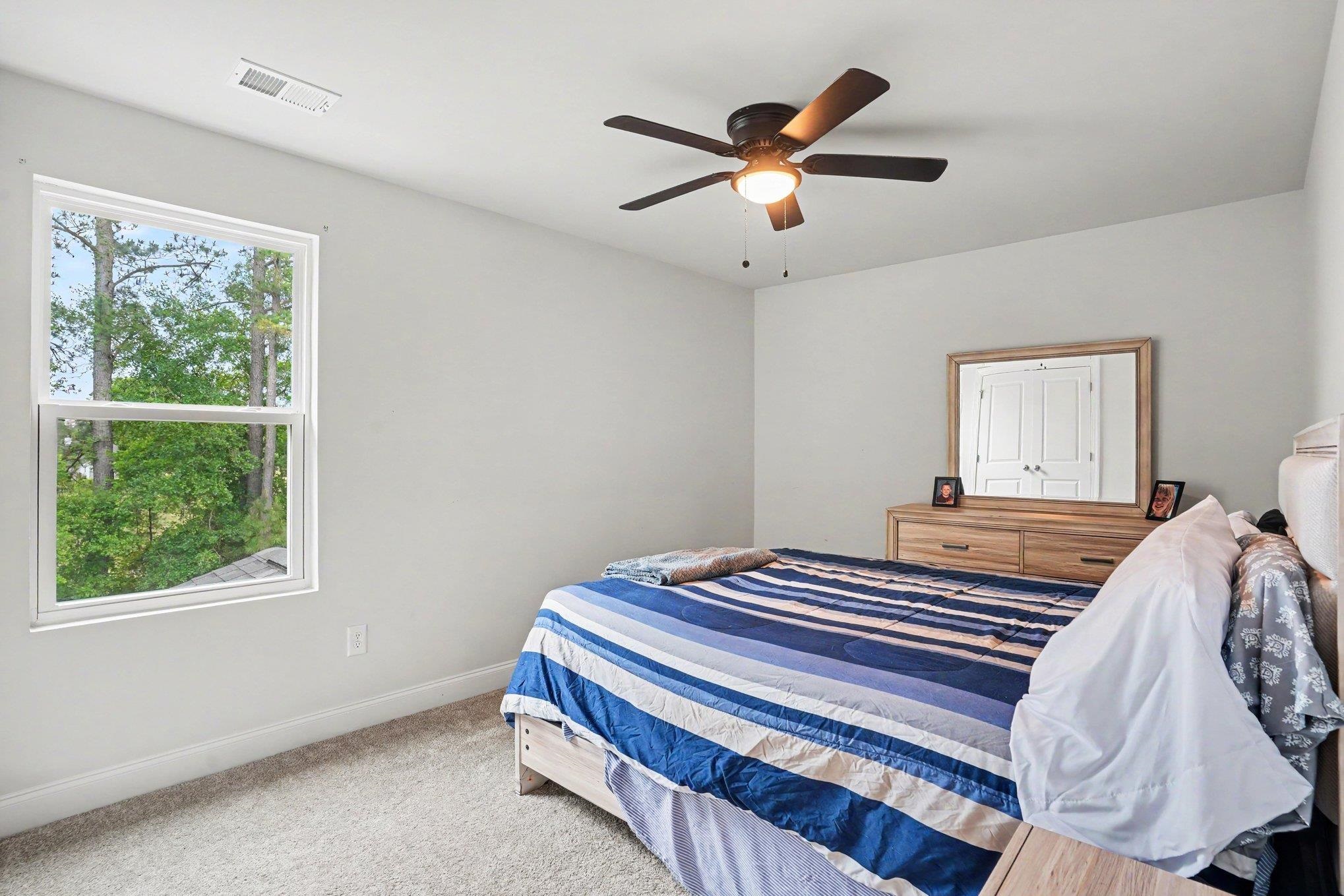 2449 Campton Loop Property Photo 23