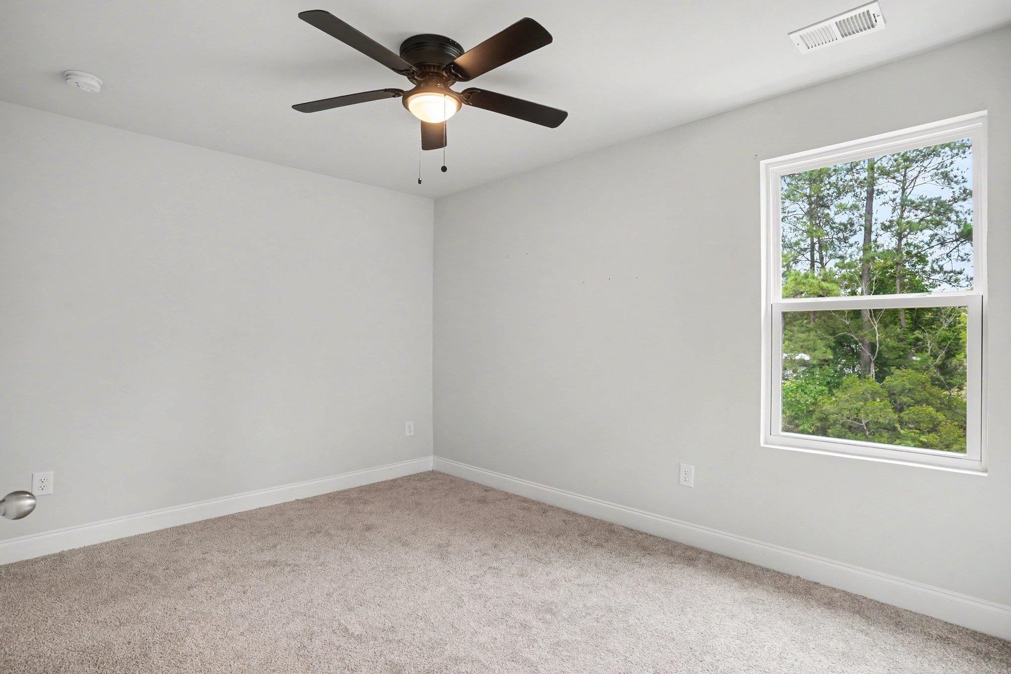 2449 Campton Loop Property Photo 27