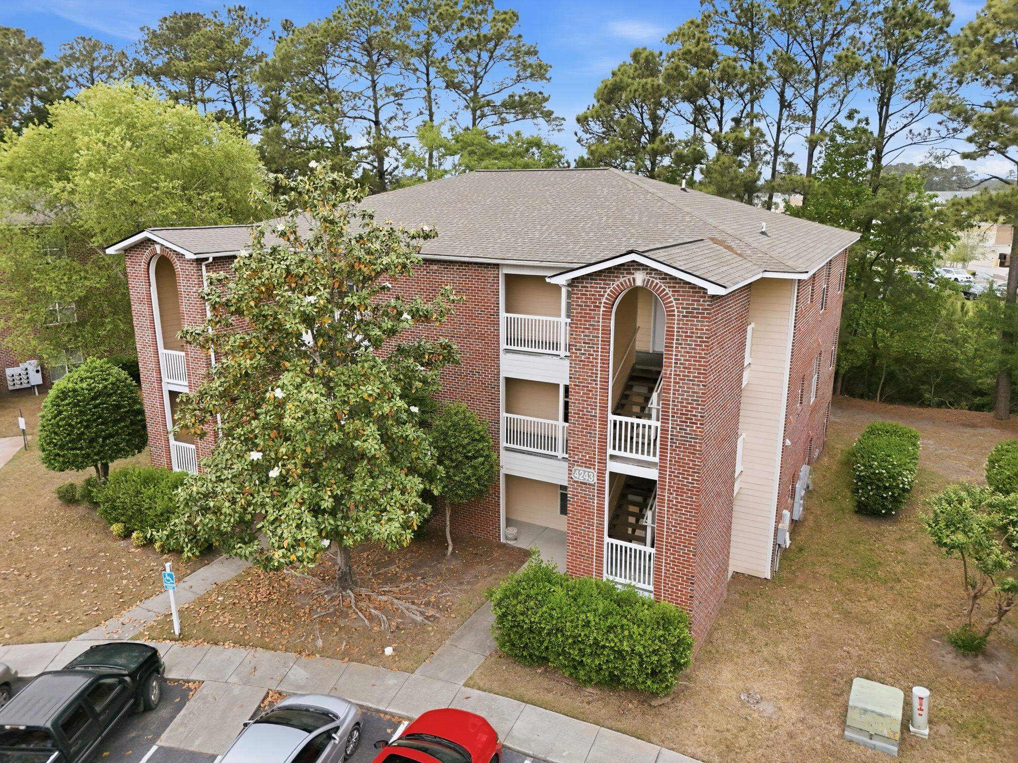 4243 Villas Dr. Property Photo 1