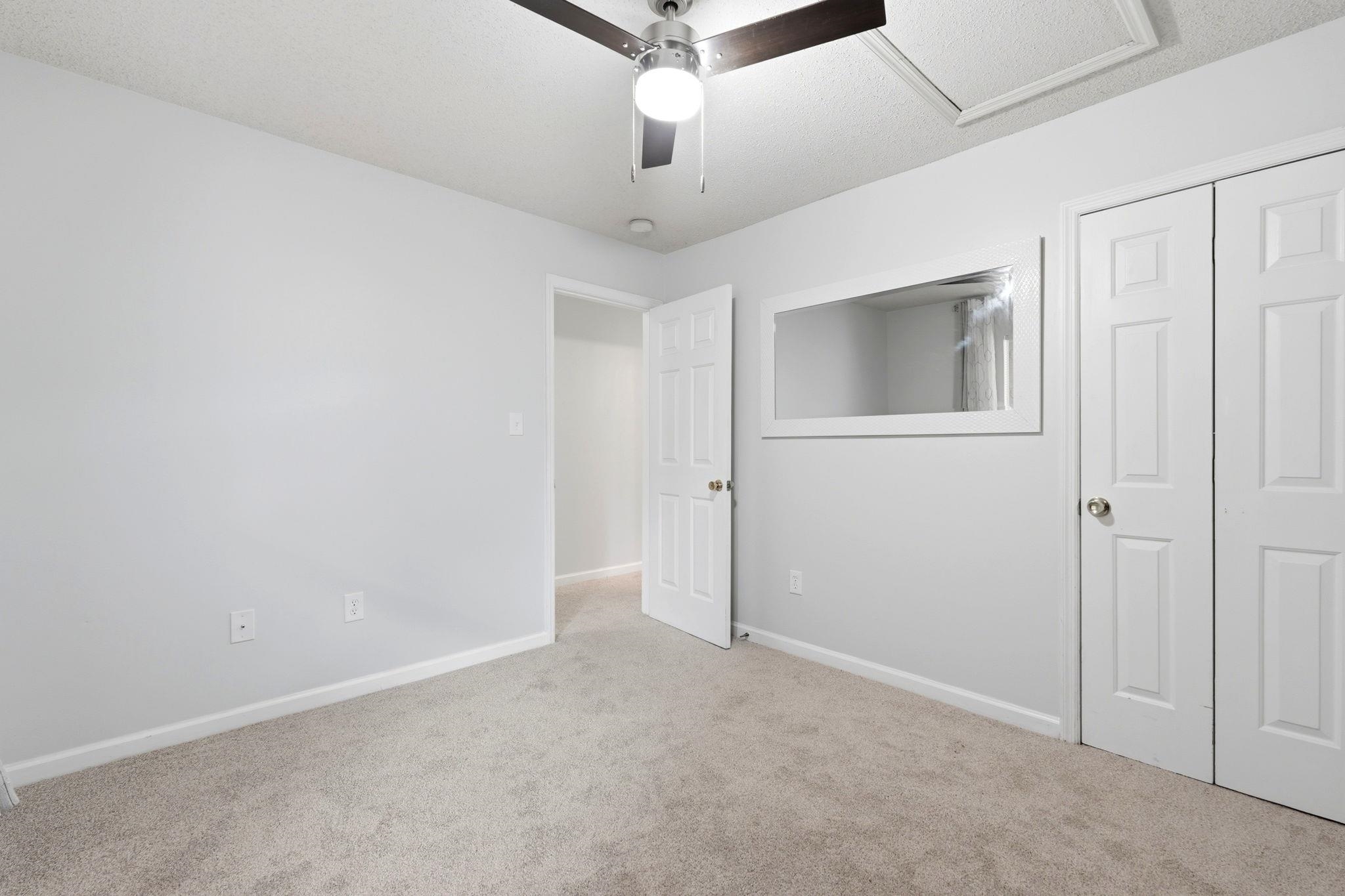 4243 Villas Dr. Property Photo 17