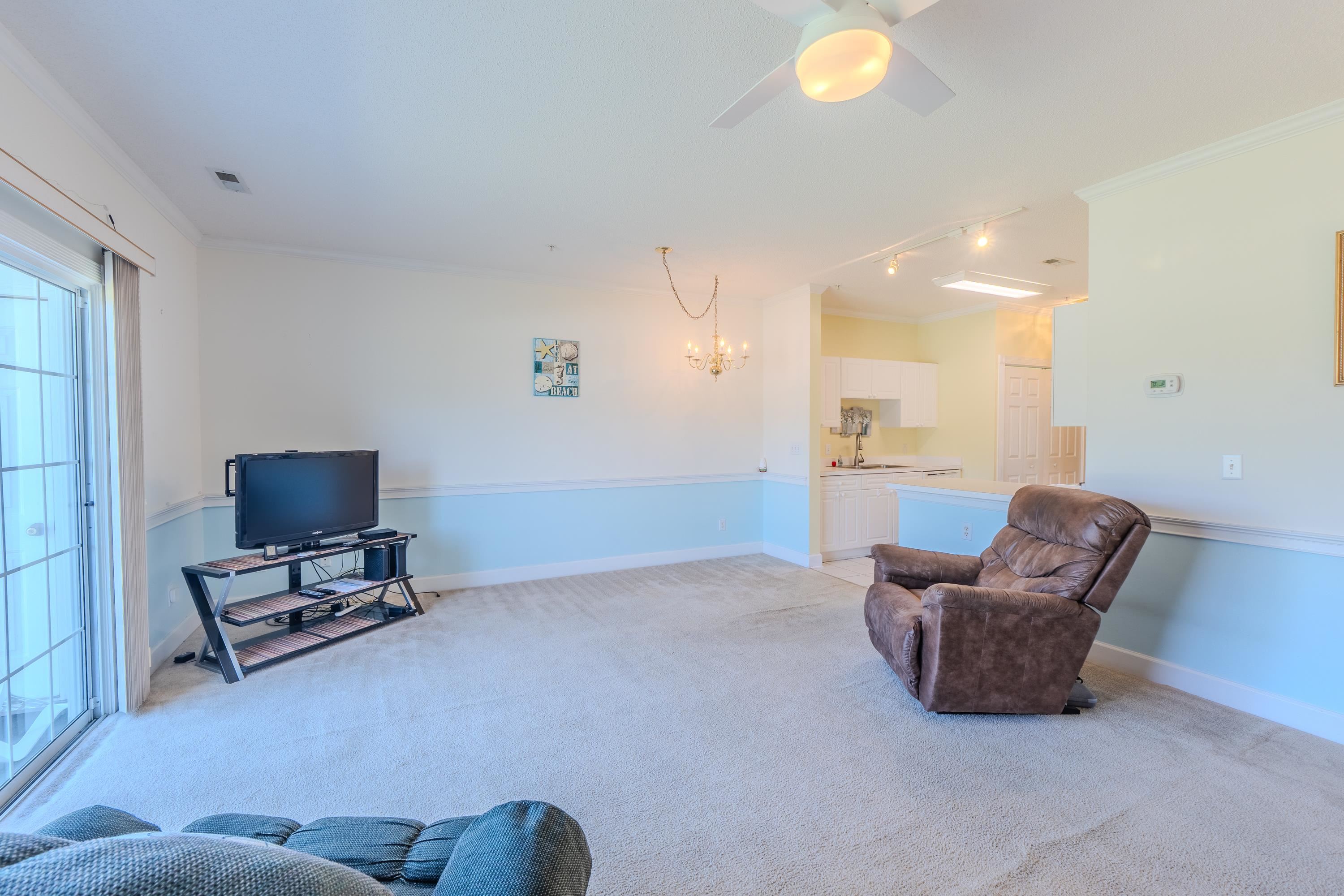4879 Dahlia Ct. Property Photo 11