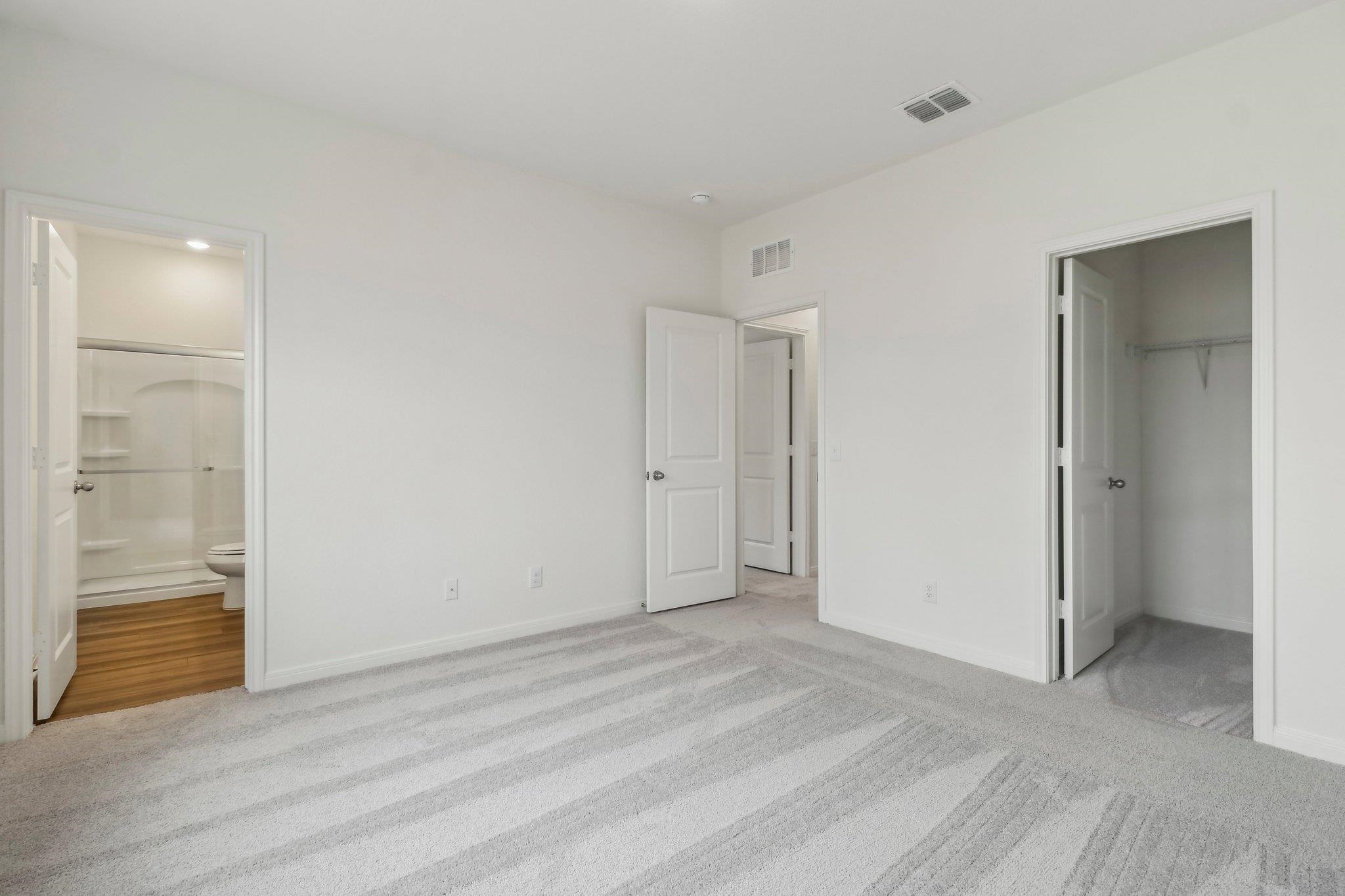 555 Silver Pidgeon St Property Photo 16