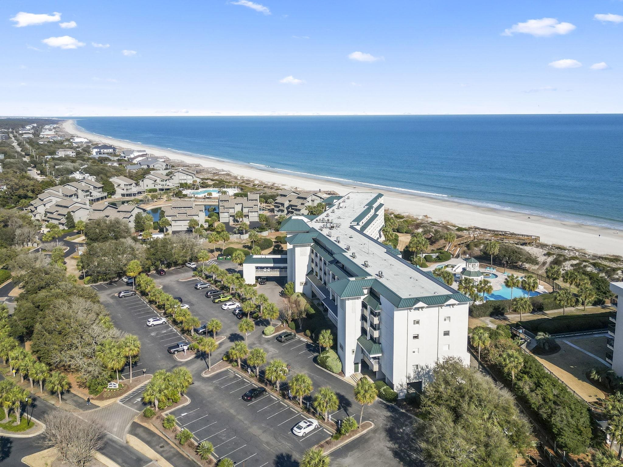 601 Retreat Beach Circle Property Photo 2