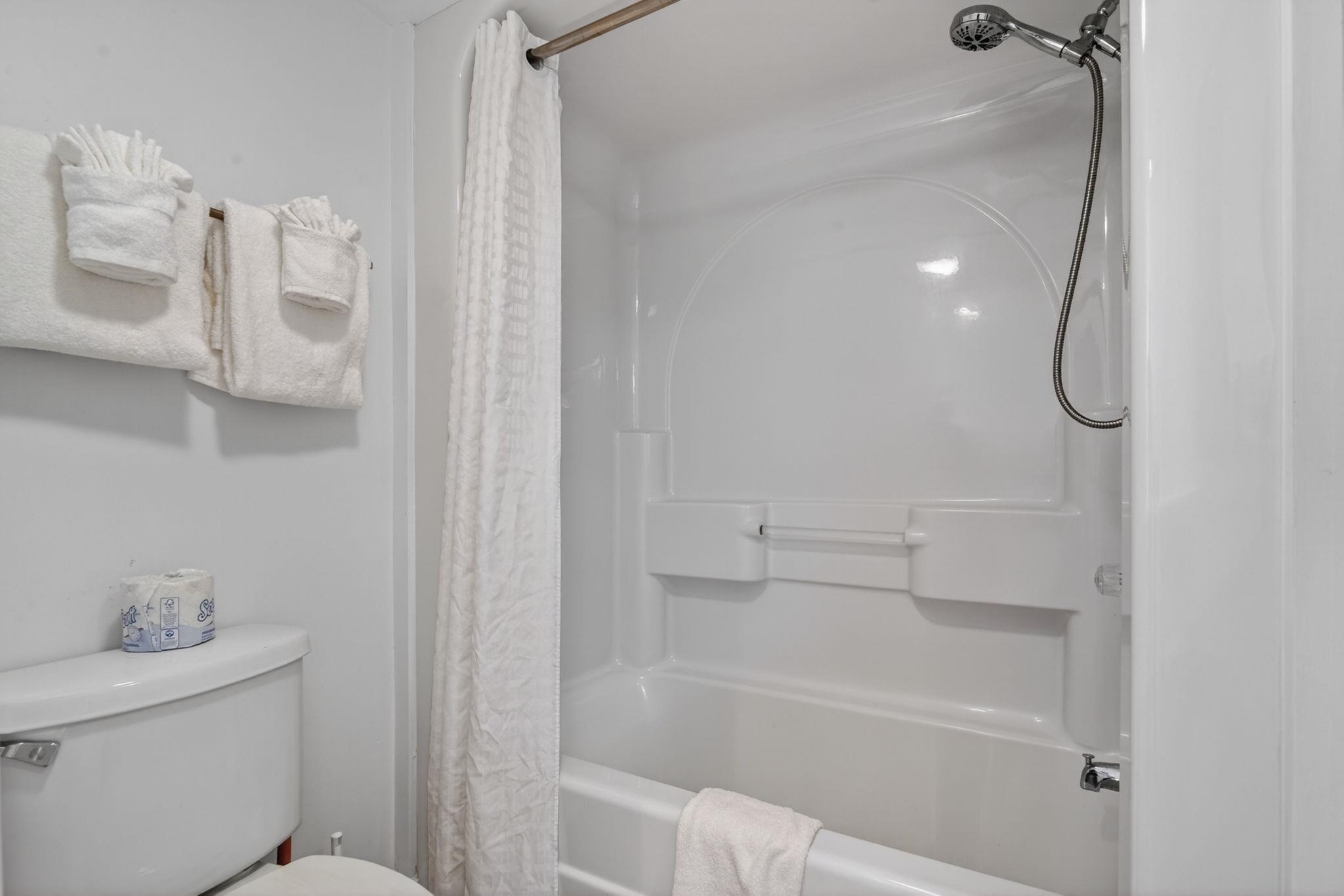 601 Retreat Beach Circle Property Photo 24