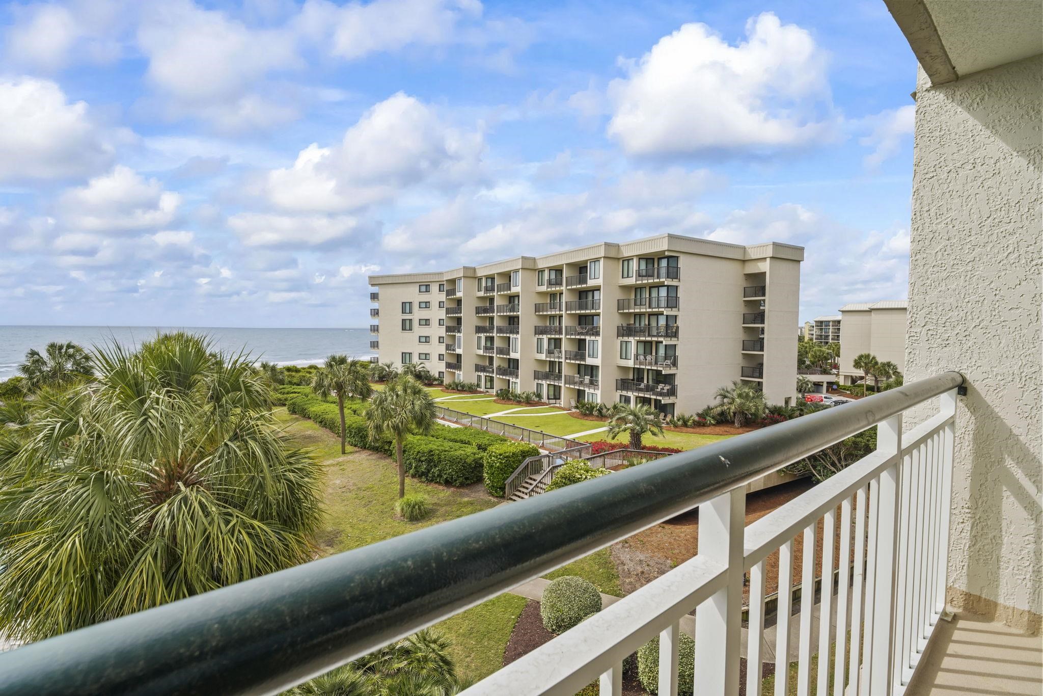601 Retreat Beach Circle Property Photo 35