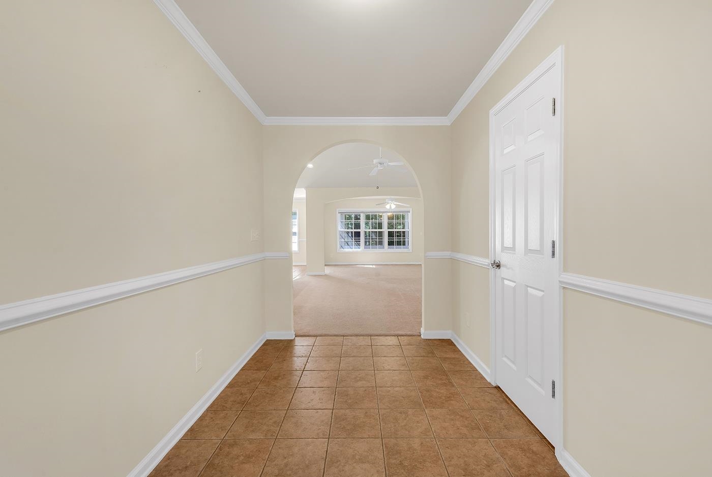 891 Helms Way Property Photo 3