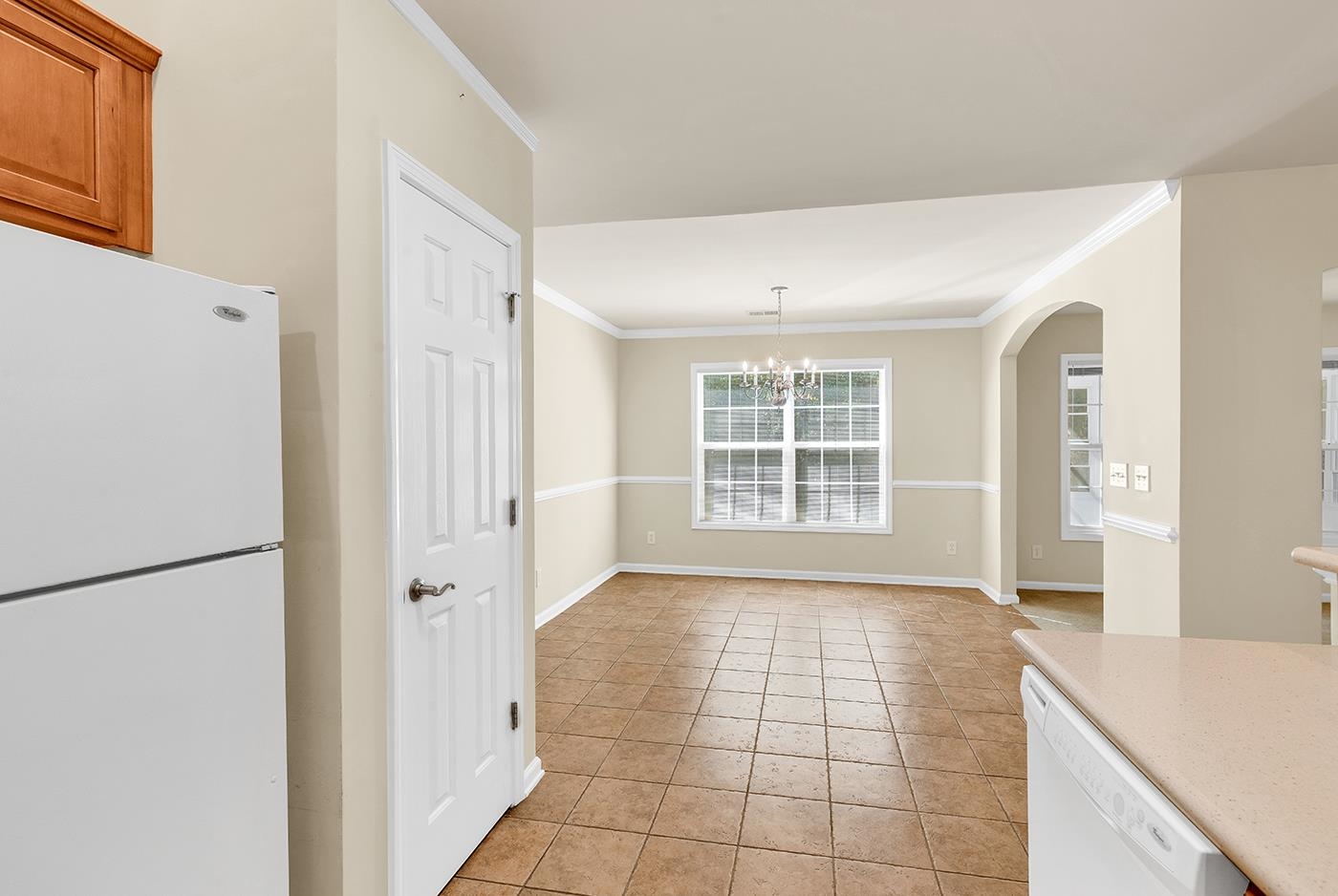 891 Helms Way Property Photo 33