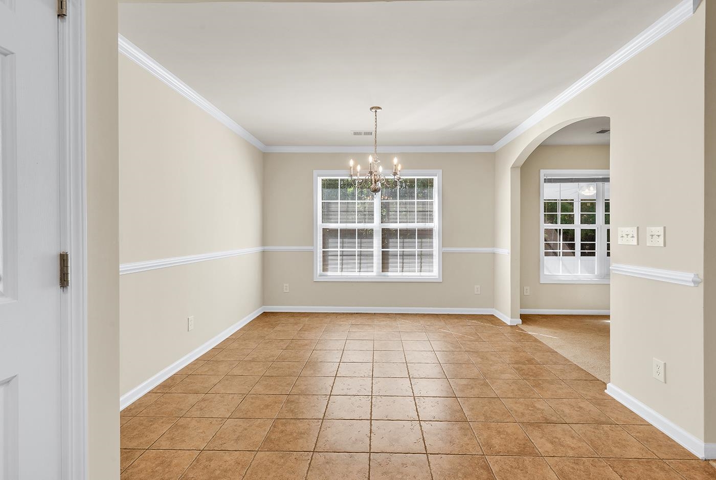 891 Helms Way Property Photo 37