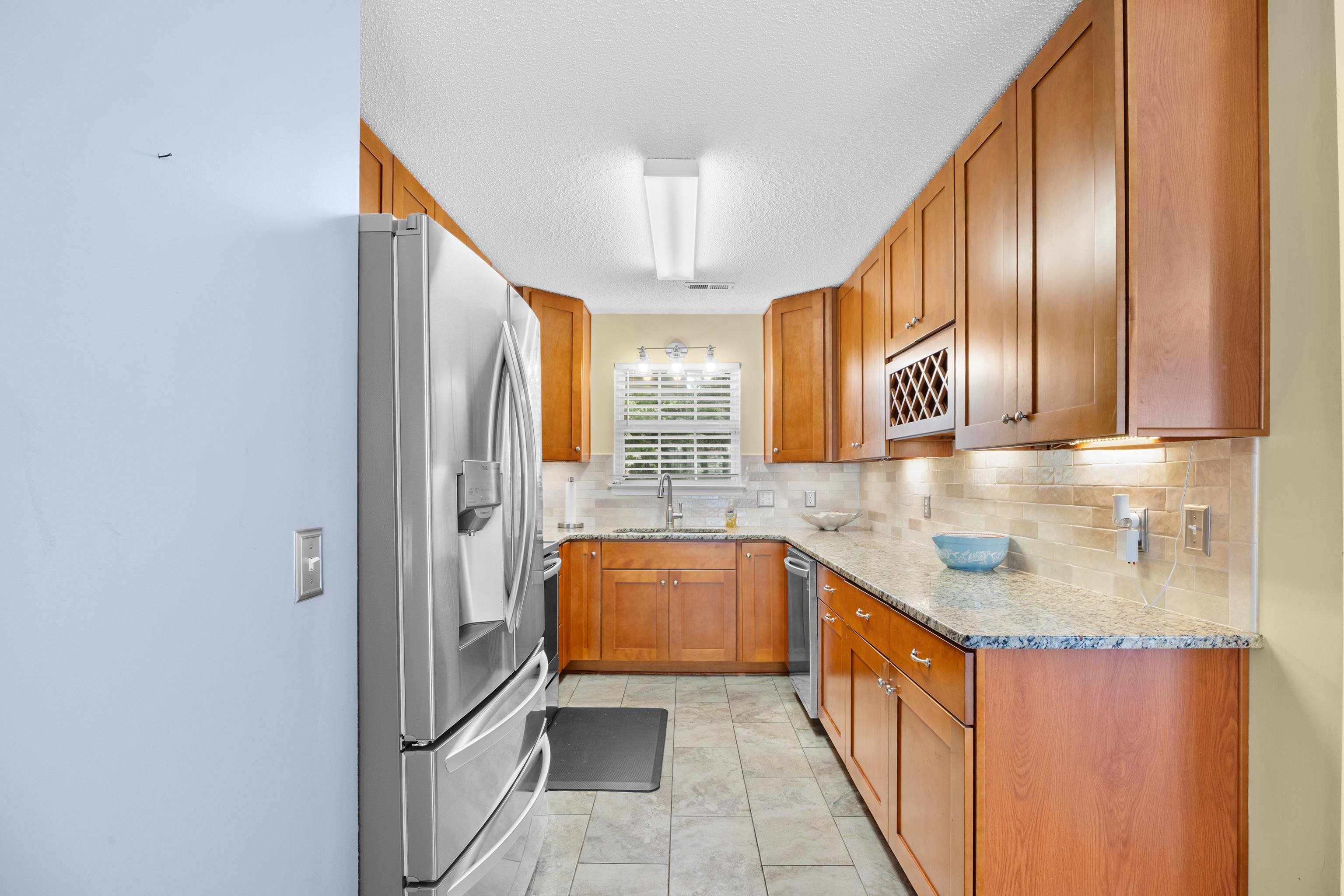 1537 Gulfstream Ct. Property Photo 10